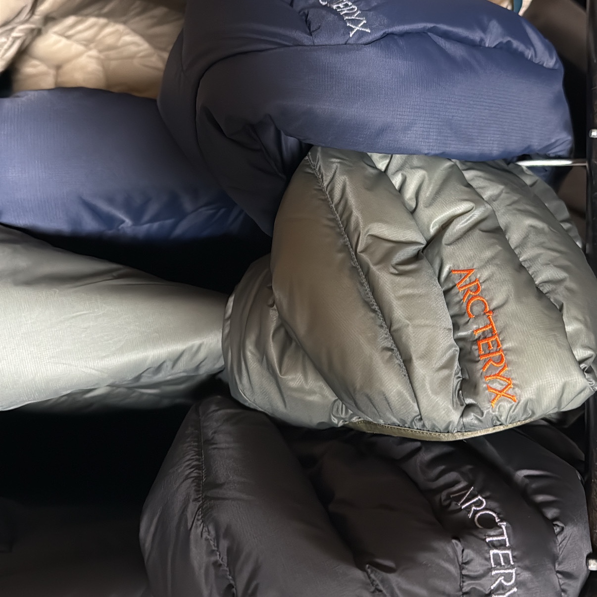 Arc'teryx Cerium Hoody Black, Arc'teryx Cerium Hoody Forage Verve 착용 스타일