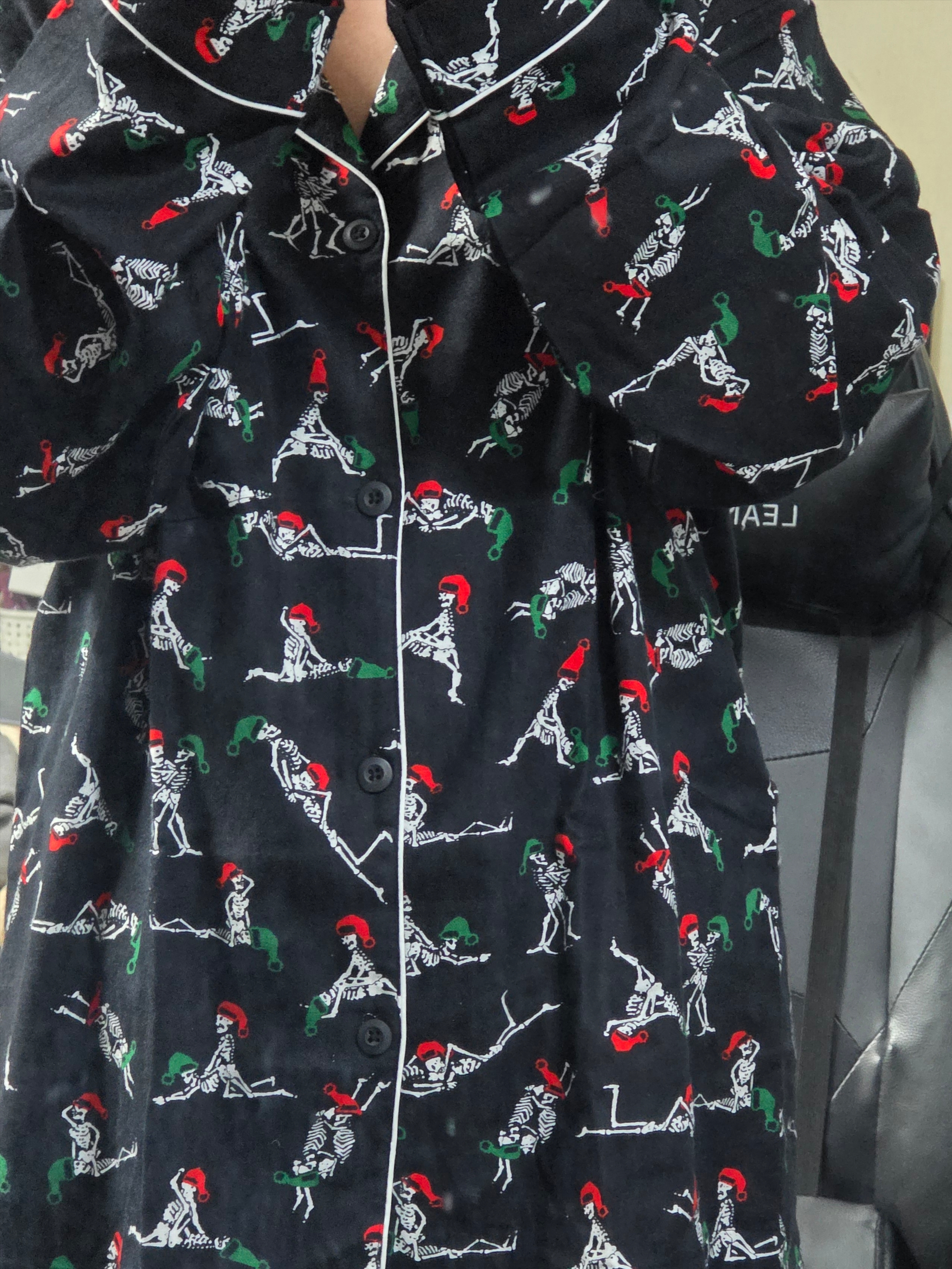 Supreme Holiday Pajama Set Black - 25FW 착용 스타일