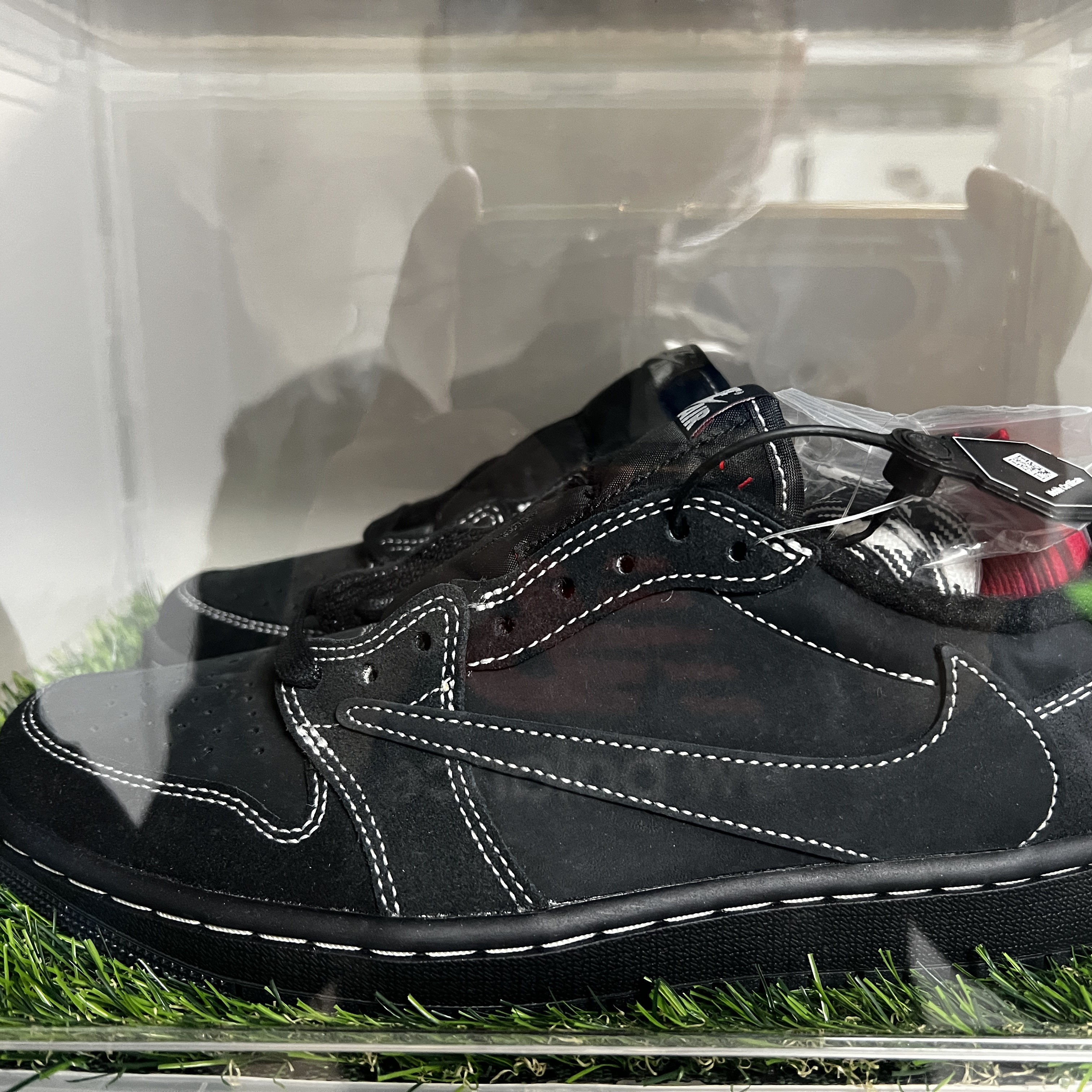Jordan 1 x Travis Scott Retro Low OG SP Velvet Brown and Dark Mocha, Jordan 1 x Travis Scott Retro Low OG SP Reverse Olive 착용 스타일 - 5