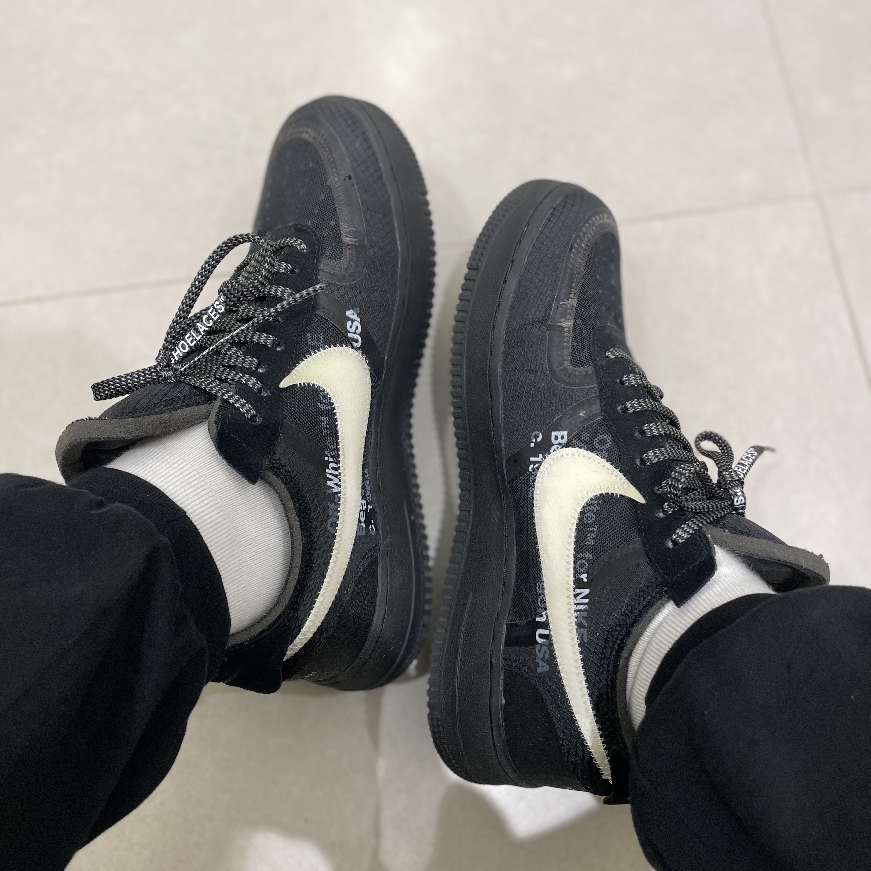 Nike x Off-White Air Force 1 Low Black White 착용 스타일