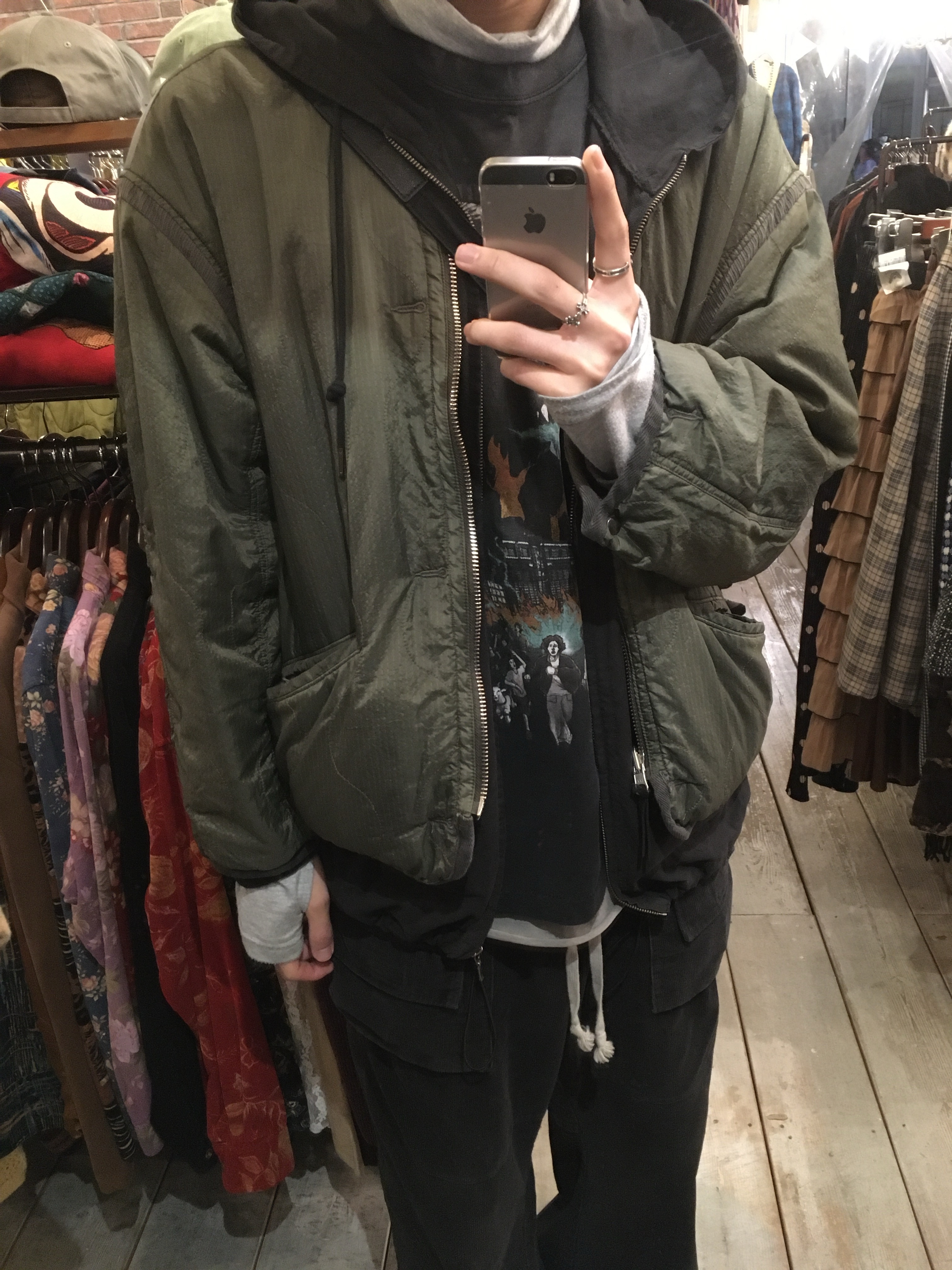 Polyteru Reversible Liner Jacket Used Olive + Quilted Green, CDG Logo Check Muffler Blue 착용 스타일 - 2