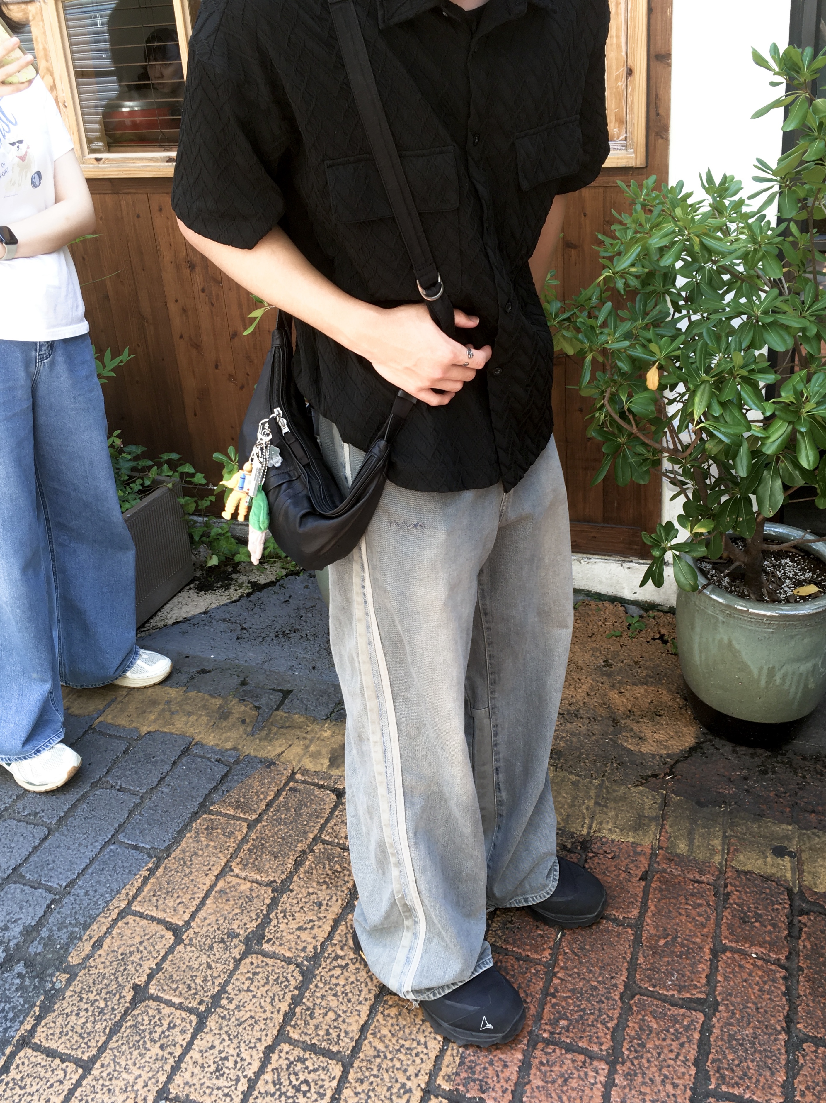 Polyteru Rebuild Gosima Denim Pants Type 002 (Tape) Blue Gray, Roa Hiking Katharina Black 착용 스타일 - 1