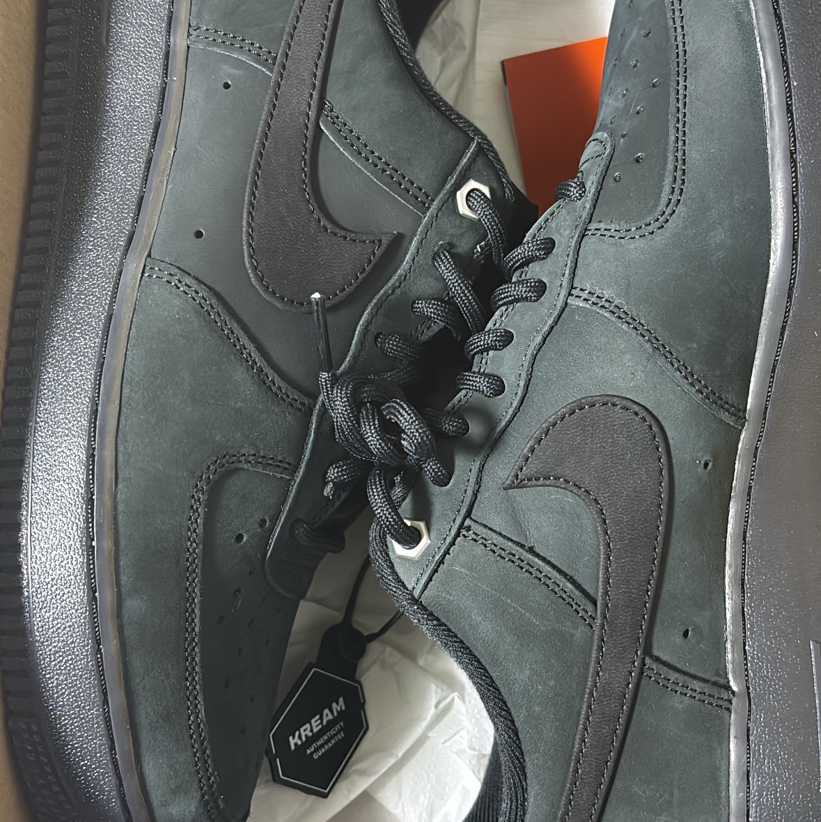 Nike Air Force 1 '07 WB Black 착용 스타일