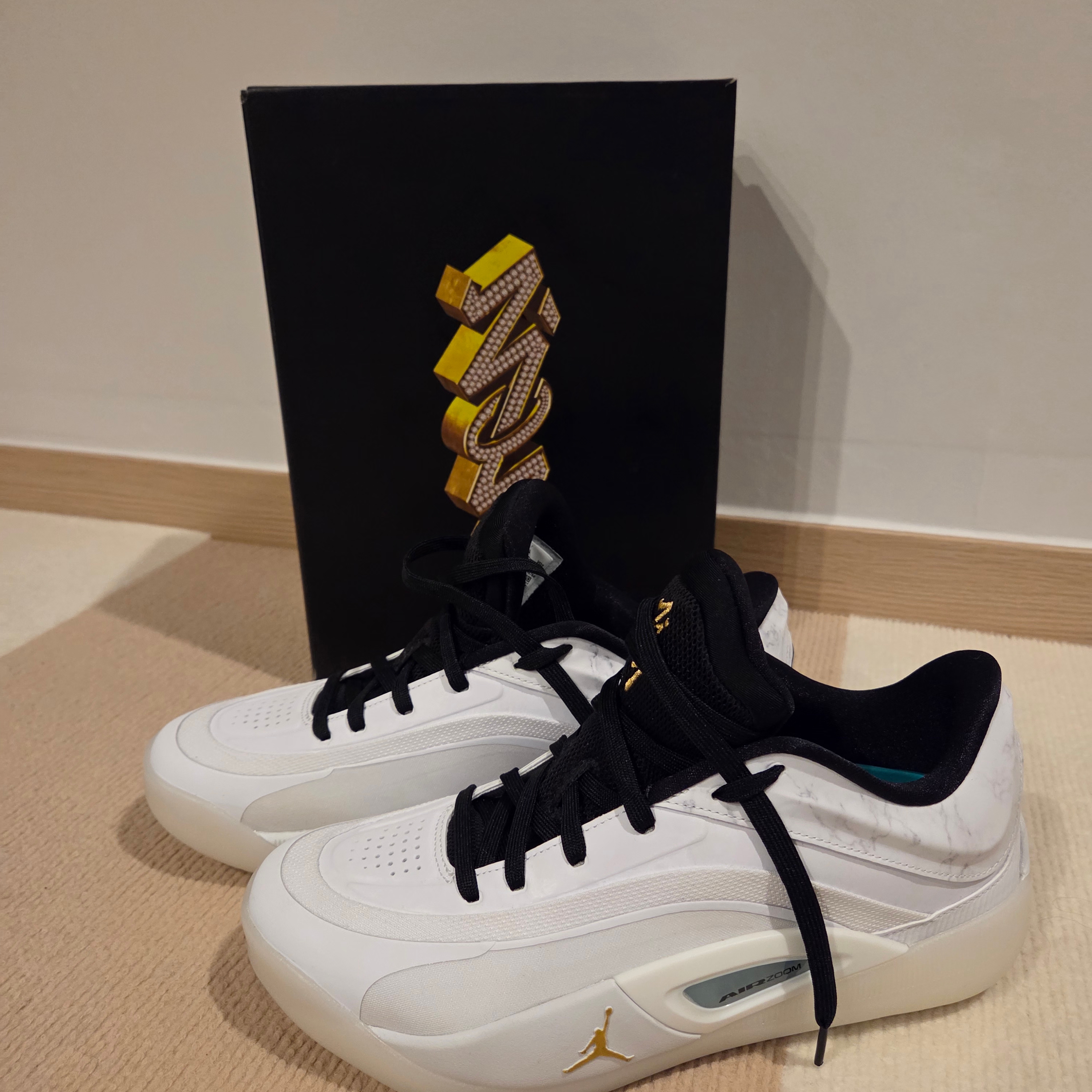 Jordan Zion 4 PF White Black 착용 스타일 - 2