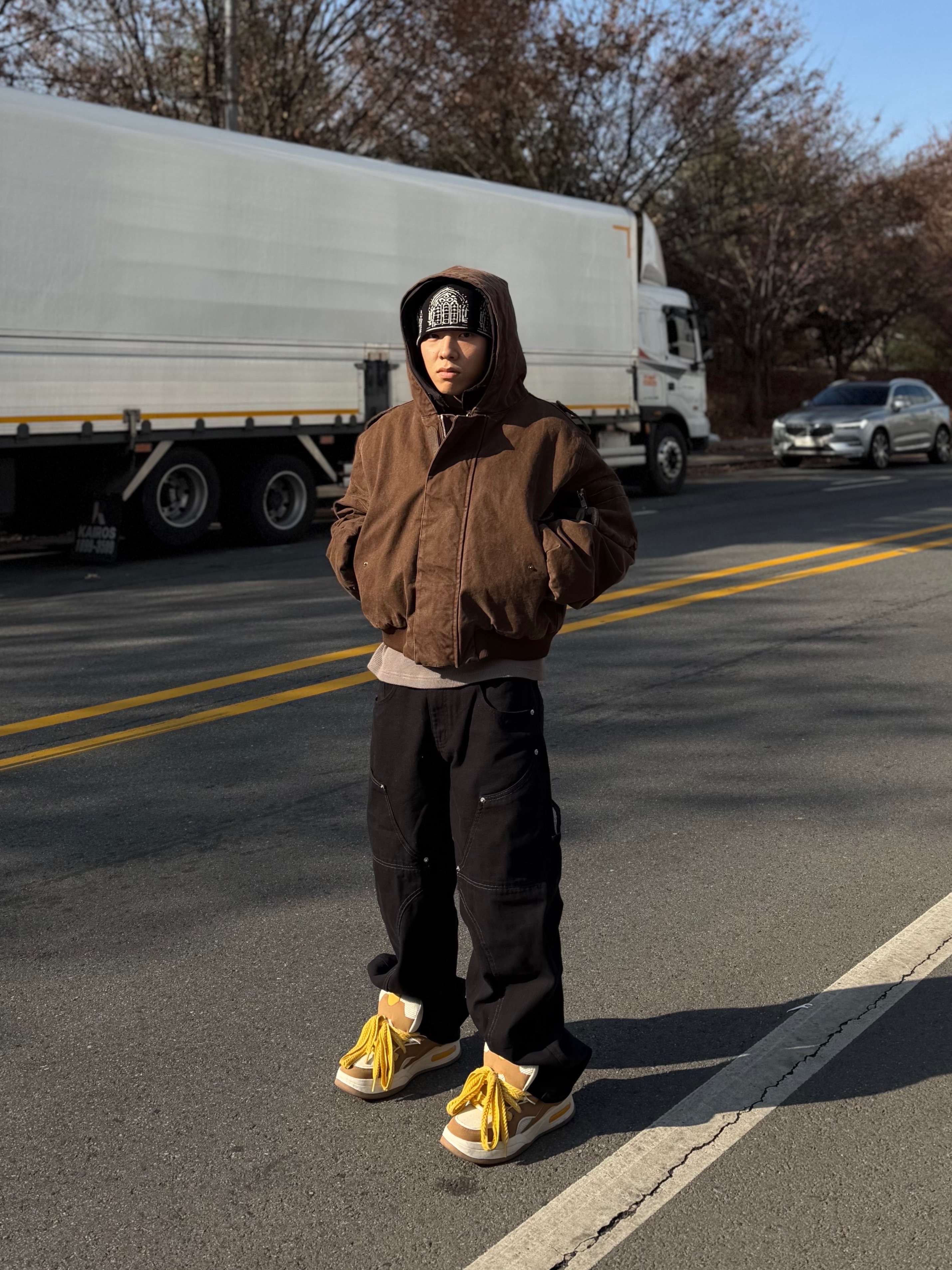 Entire Studios W2 Bomber Military Mud 착용 스타일 - 6