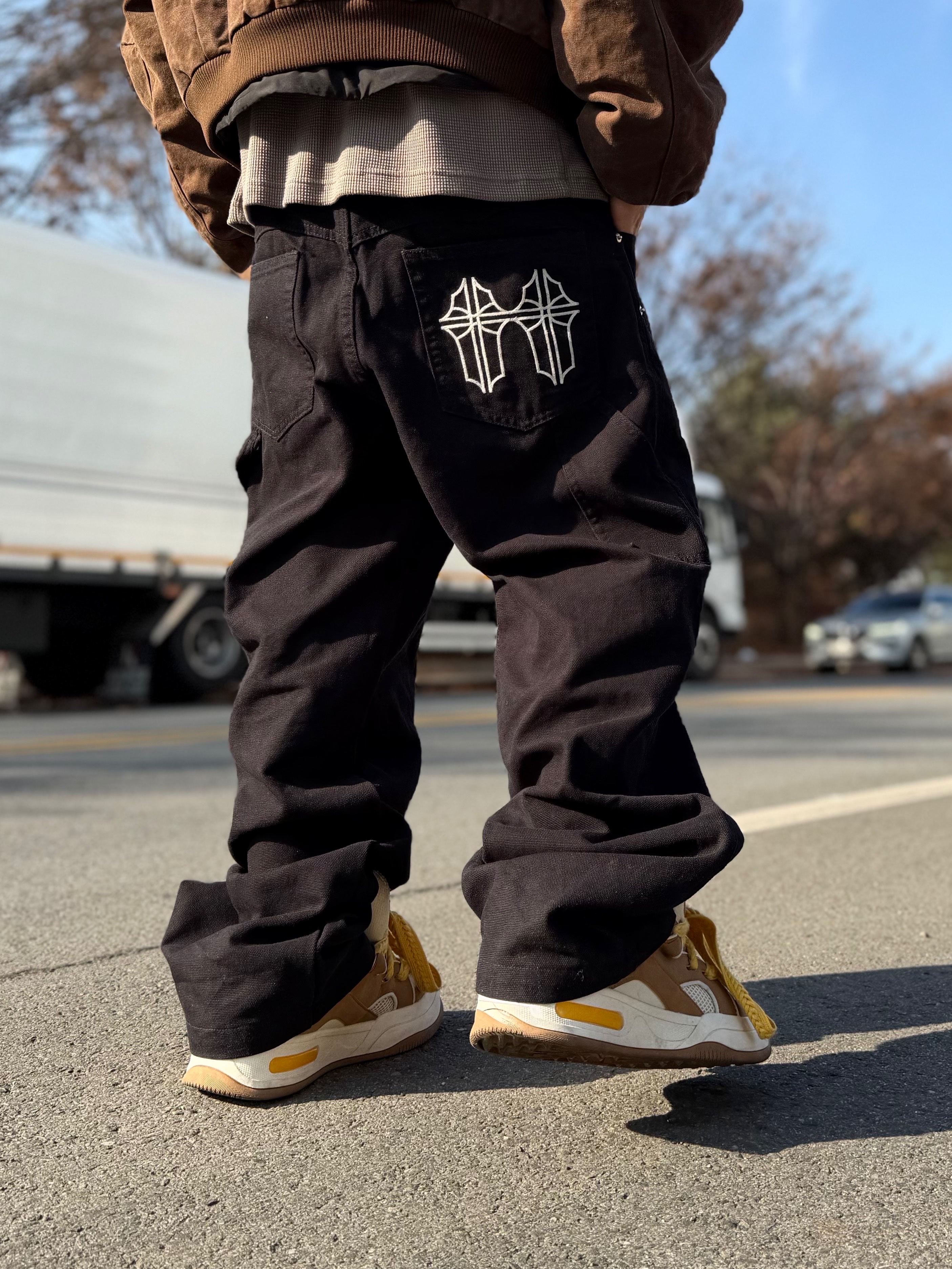 Entire Studios W2 Bomber Military Mud 착용 스타일 - 7
