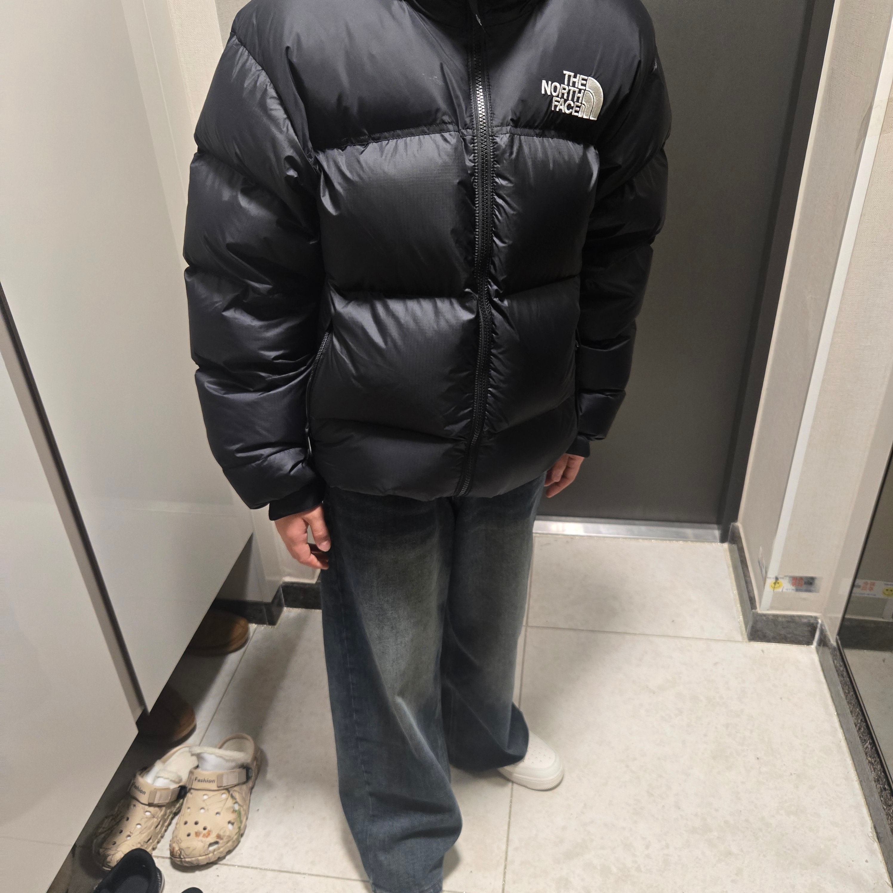 The North Face 1996 Eco Nuptse Jacket Black, (W) Nike Air Force 1 '07 Essential TRK3 Sail 착용 스타일 - 2