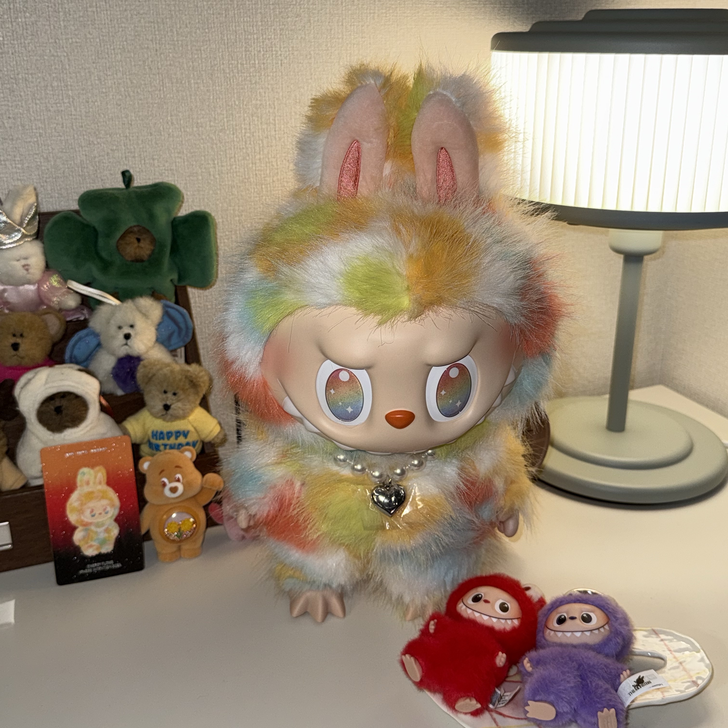 Pop Mart Labubu The Monsters Big Into Energy Series-Rock The Universe Vinyl Plush Doll 착용 스타일