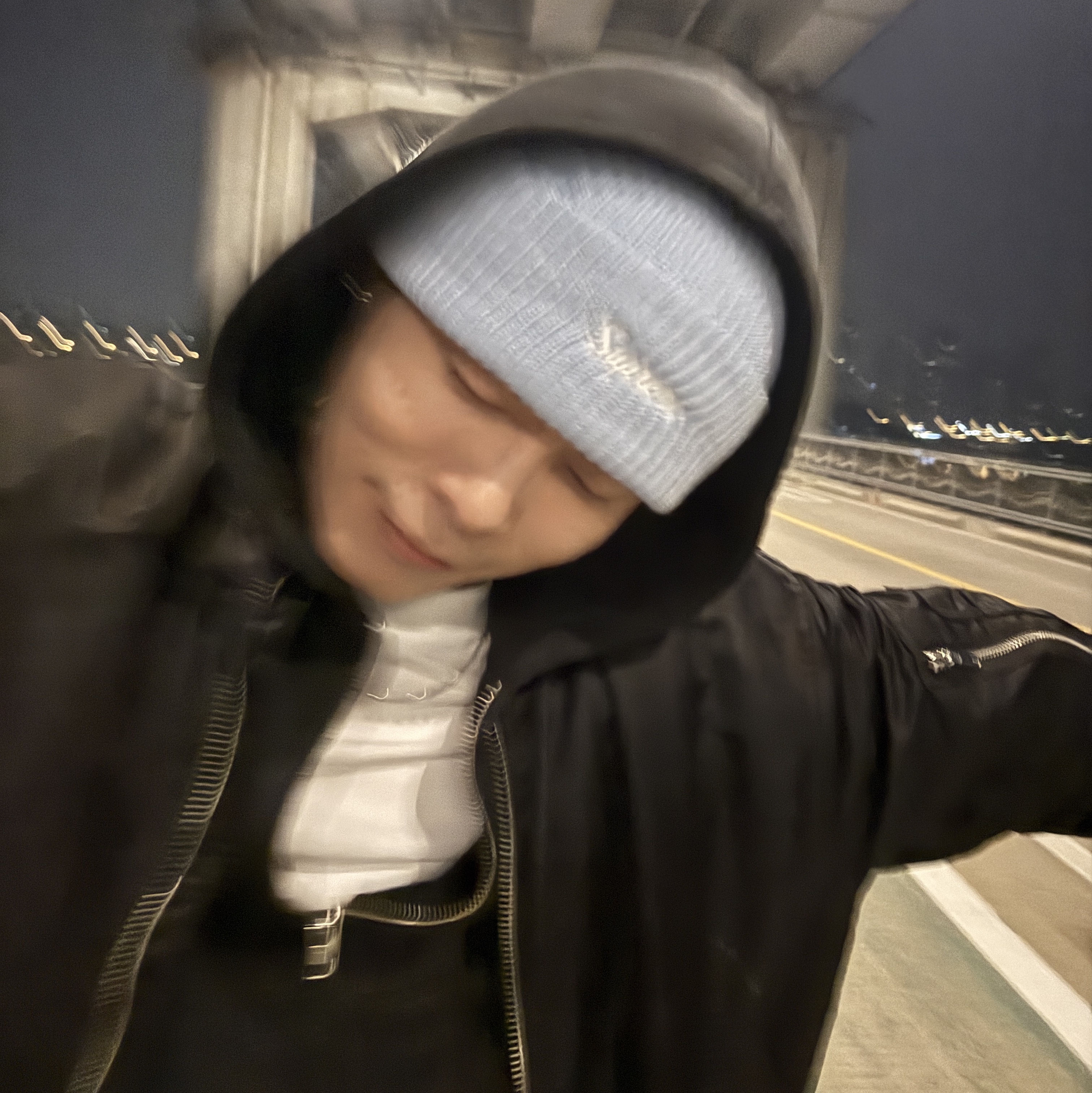 Supreme Loose Gauge Beanie Light Blue - 25FW 착용 스타일 - 1