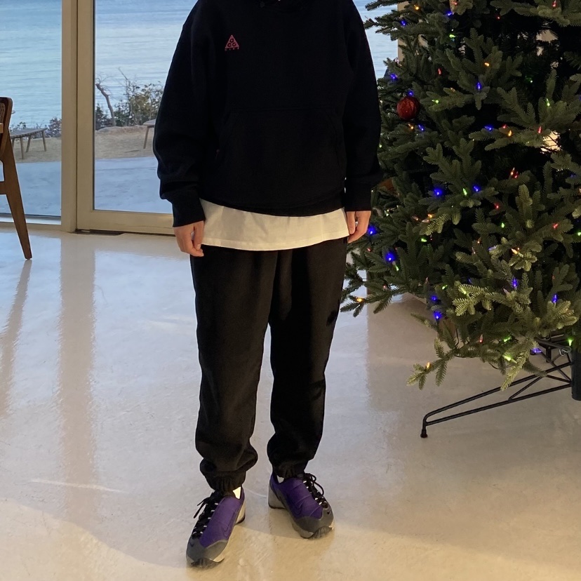 Nike Air Footscape NM Court Purple, Nike ACG Pullover Hoodie Black - Asia 착용 스타일