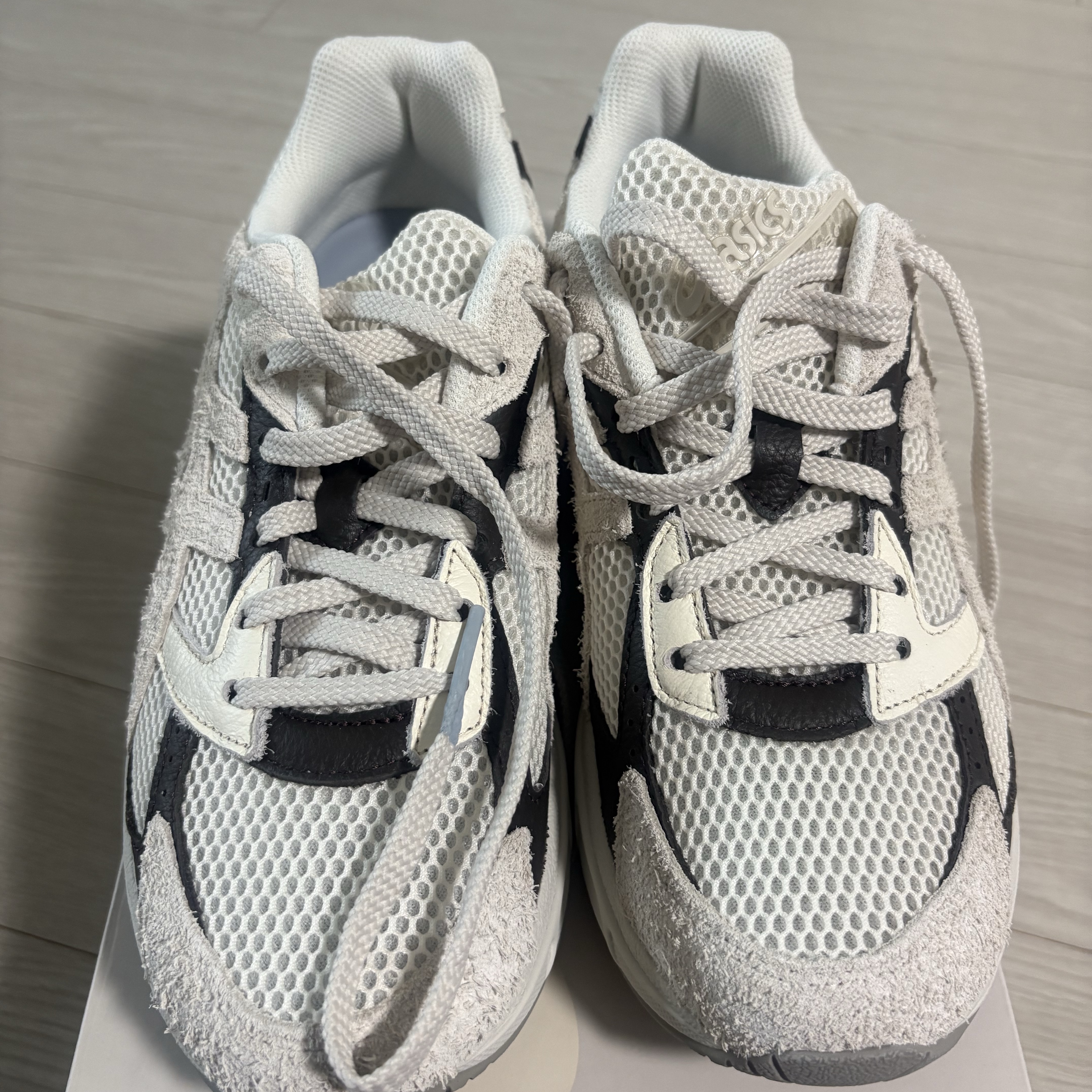 Asics x Hal Studios Gel-1130 MK-III Glacier 착용 스타일