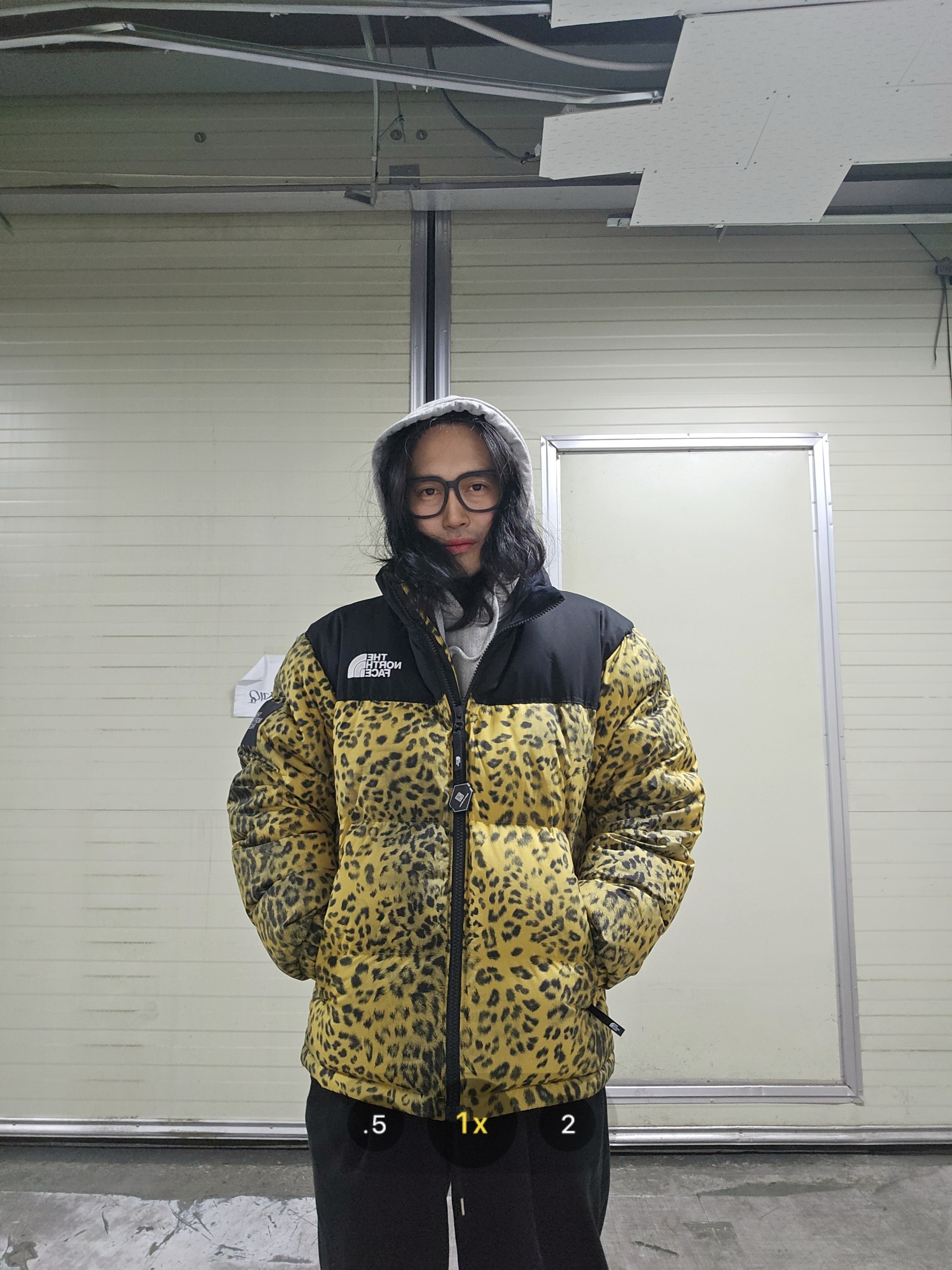 The North Face White Label Novelty Nuptse Down Jacket P Gold 착용 스타일 - 2
