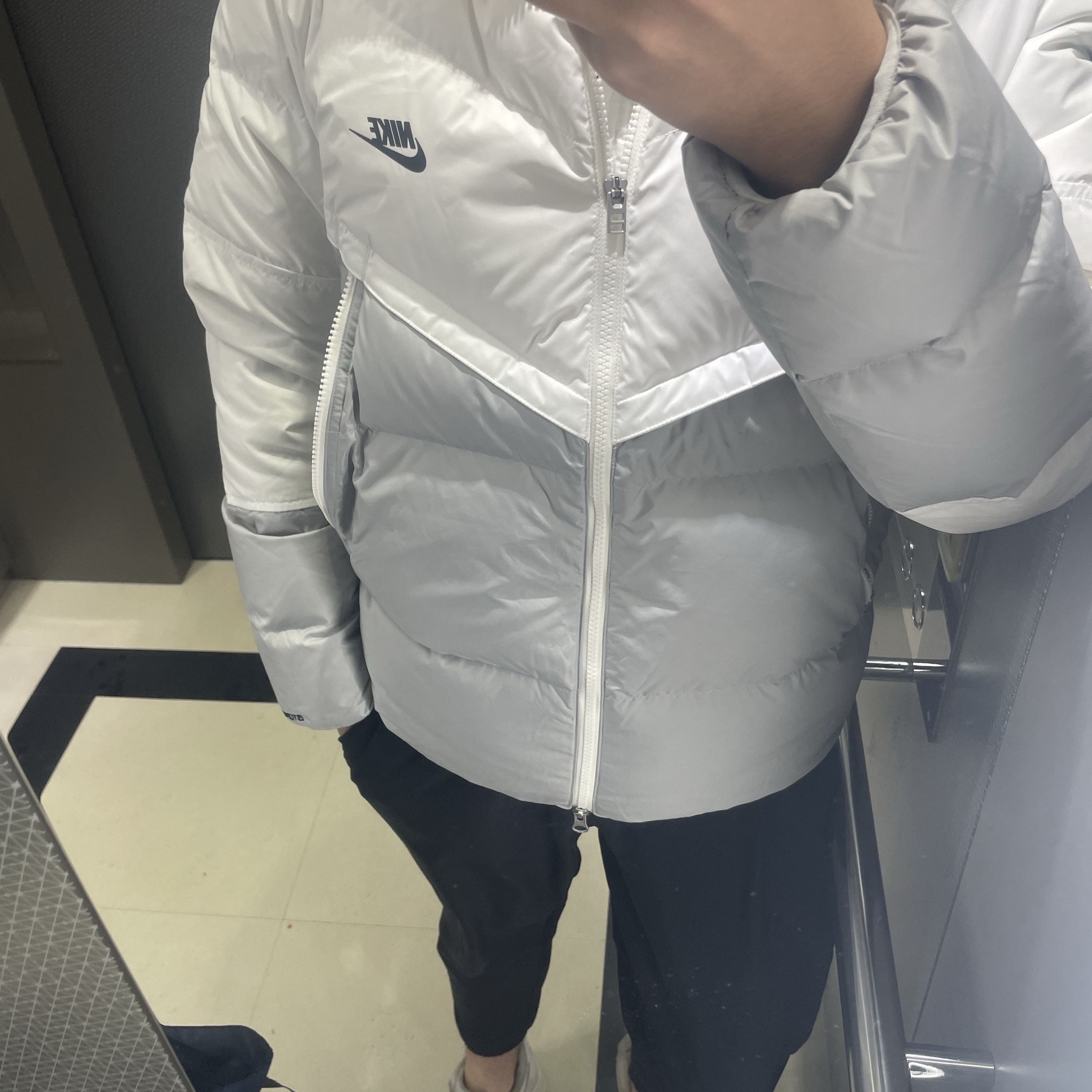 Nike NSW Storm-Fit Windrunner Hoodie Jacket White - Asia 착용 스타일