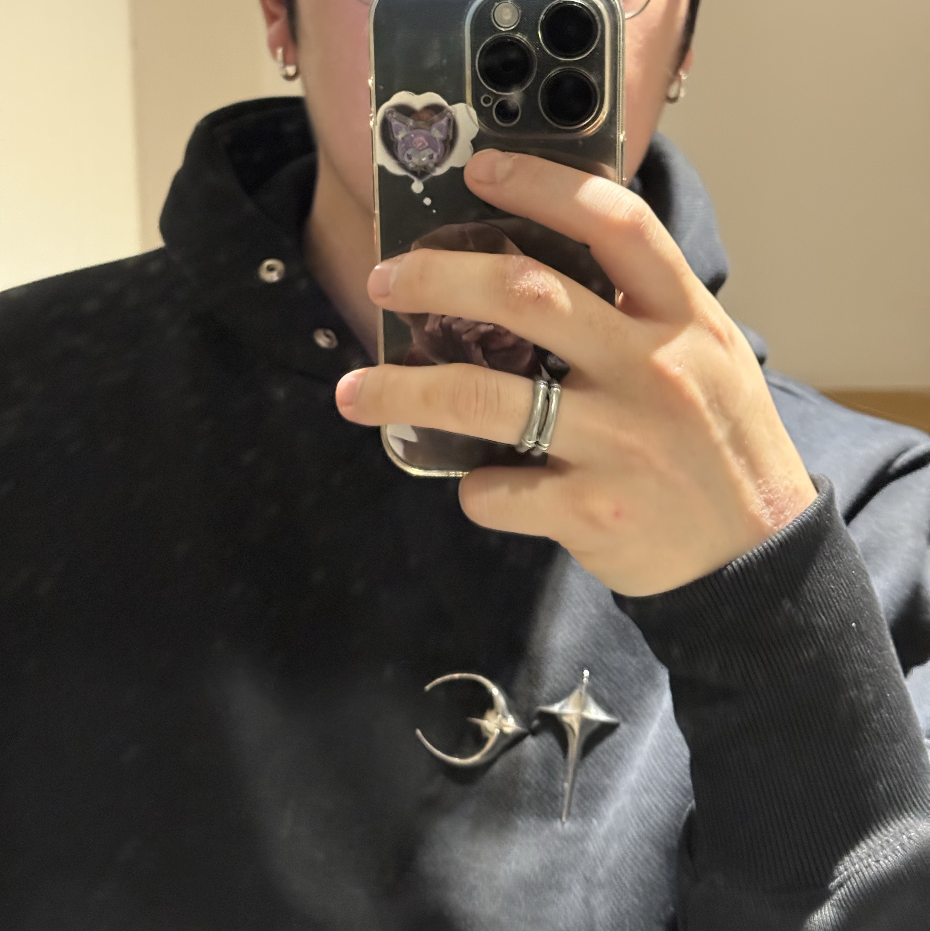 Thug Club Armor Hoodie Black 착용 스타일
