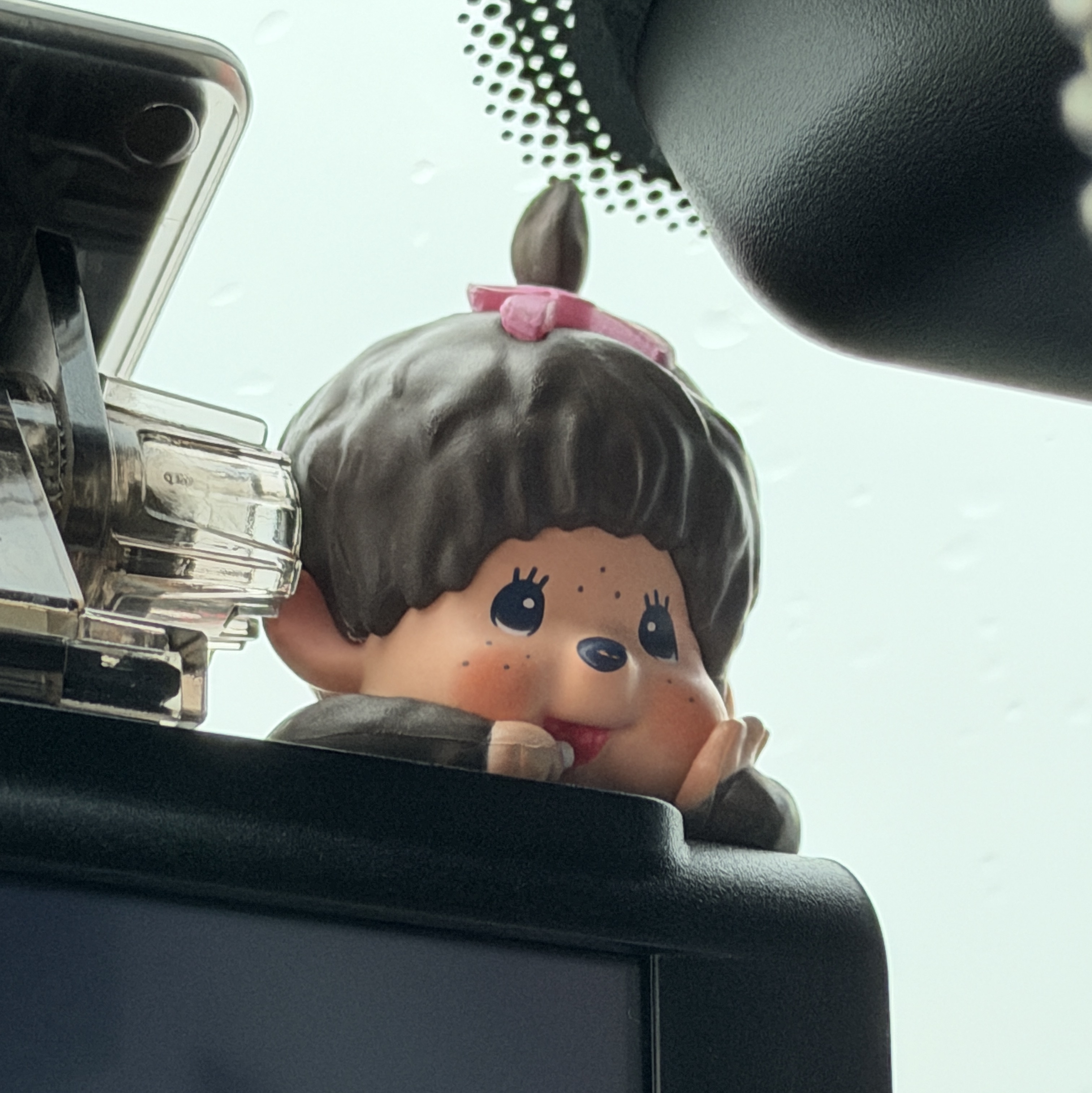 Sonny Angel x Monchhichi Hippers Sealed Case (1 Blind Boxes) 착용 스타일