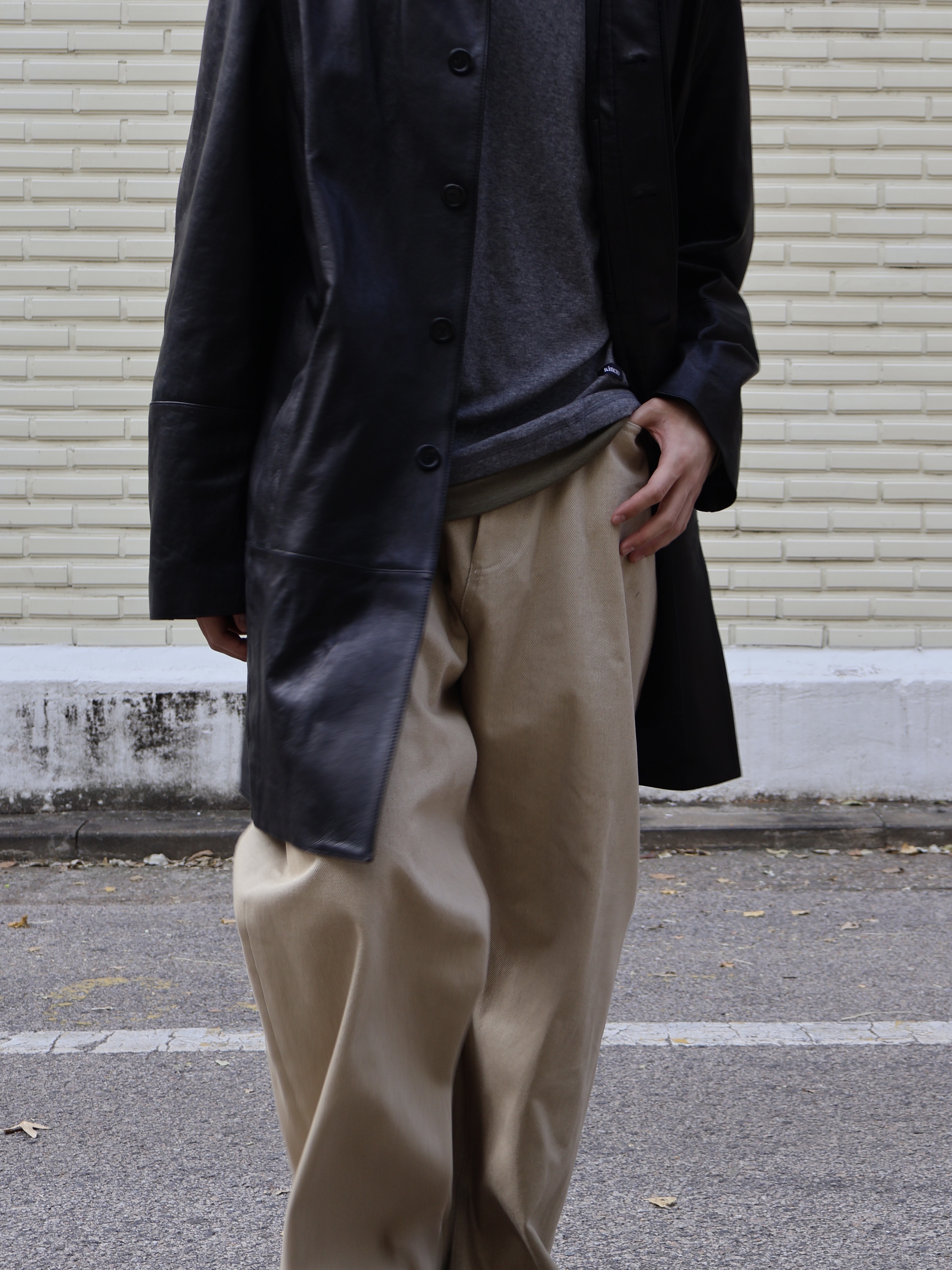 STU Wide Cotton Pants Beige 착용 스타일 - 3