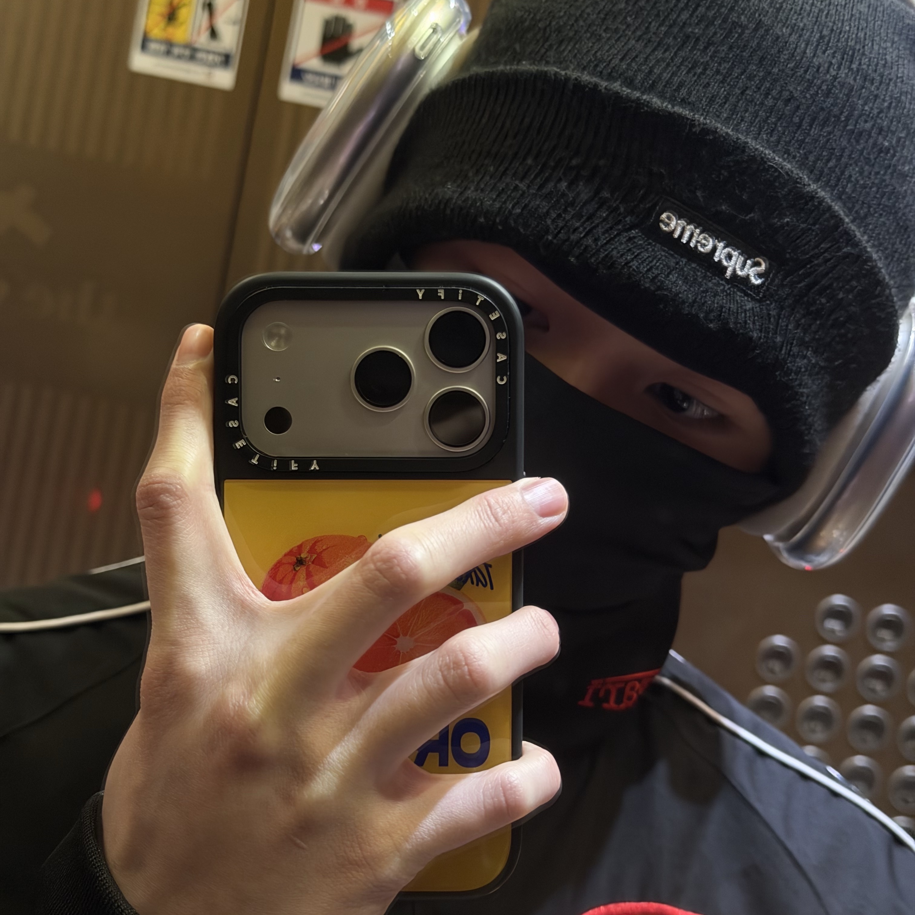 Casetify x Murakami Takashi iPhone Special Edition Flowers Phone Case Sealed Case (1 Blind Box), Supreme Box Logo Hooded Sweatshirt Black - 25FW 착용 스타일 - 2