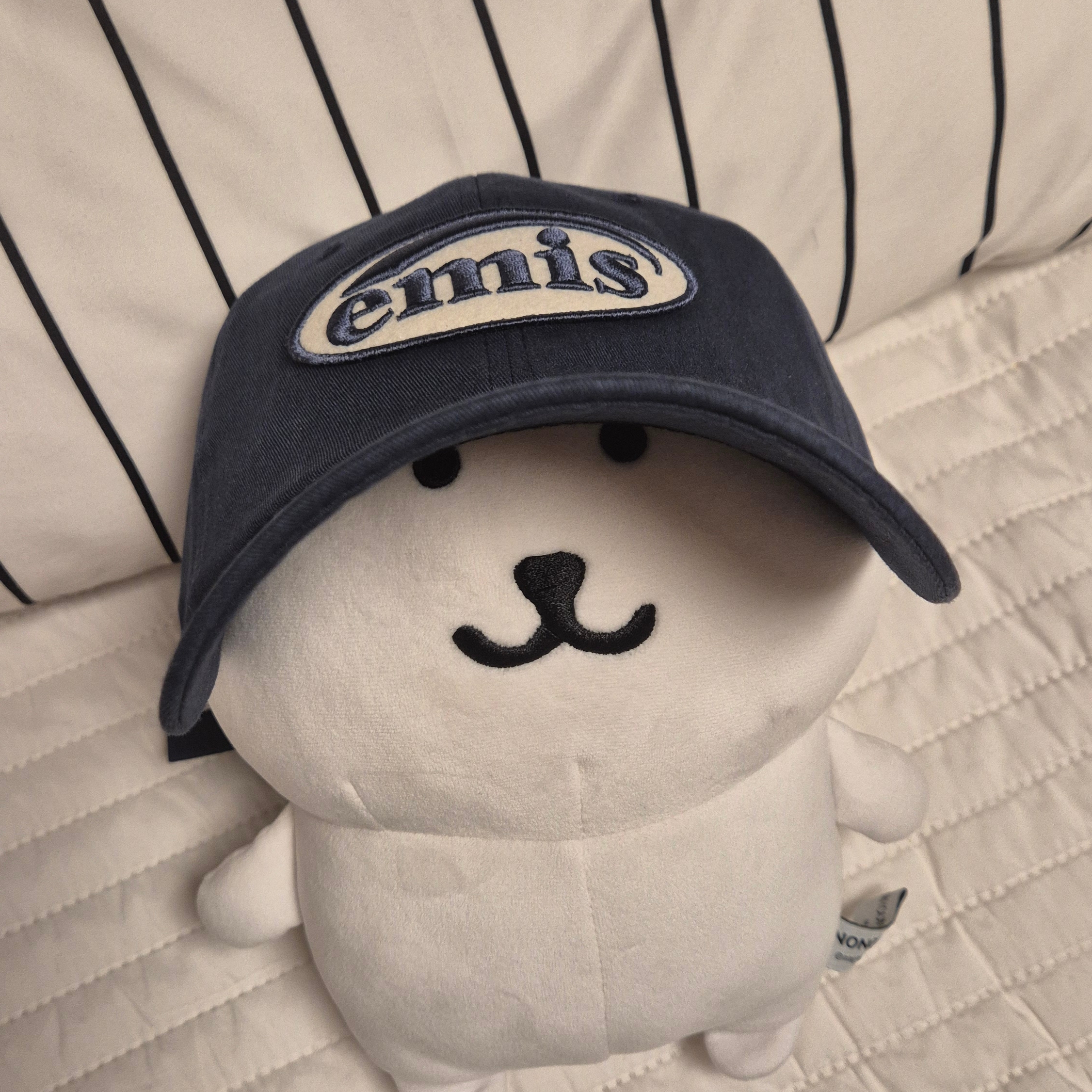 Emis Tone On Tone Wappen Ball Cap Navy 착용 스타일 - 1