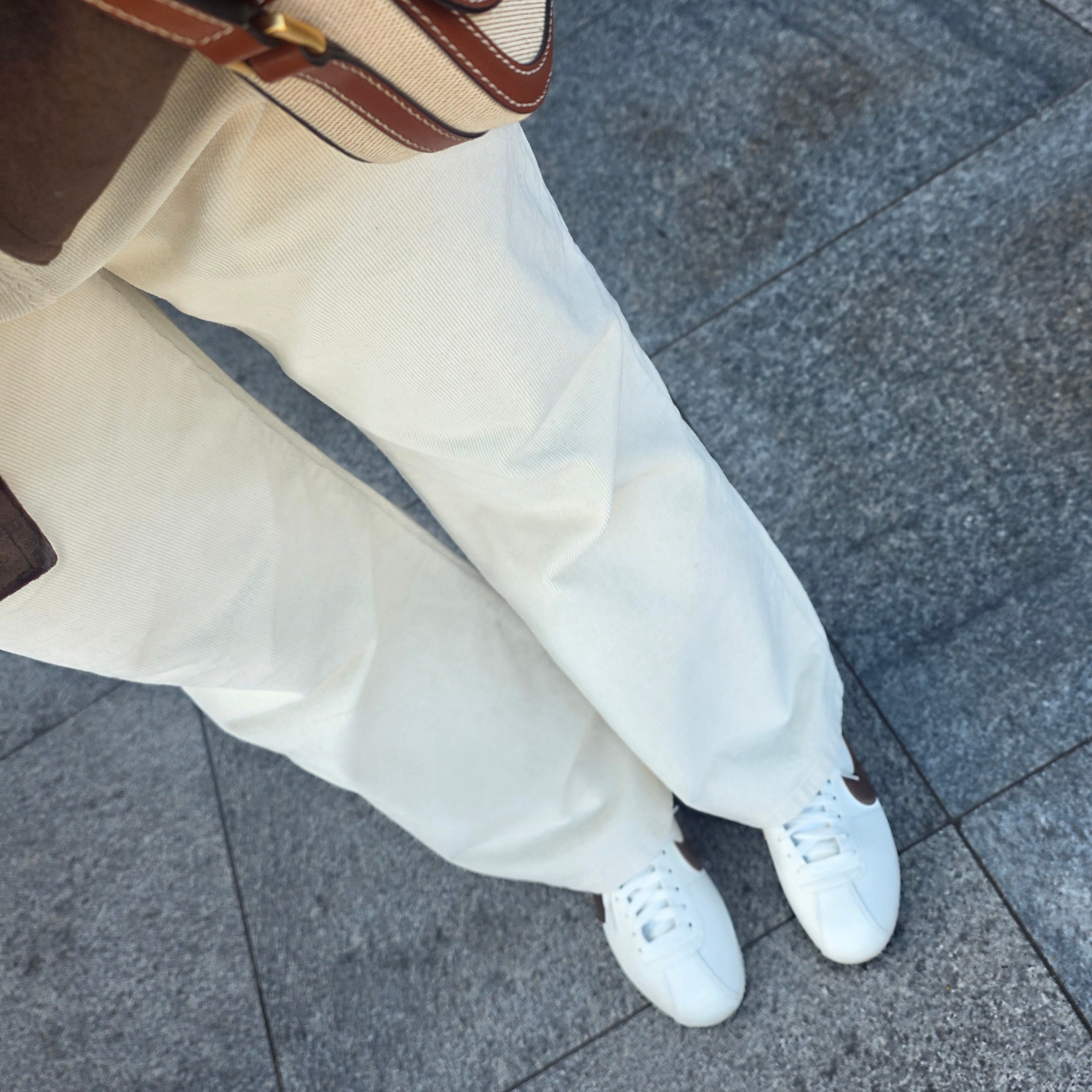 (W) Nike Cortez Sail Cacao Wow 착용 스타일