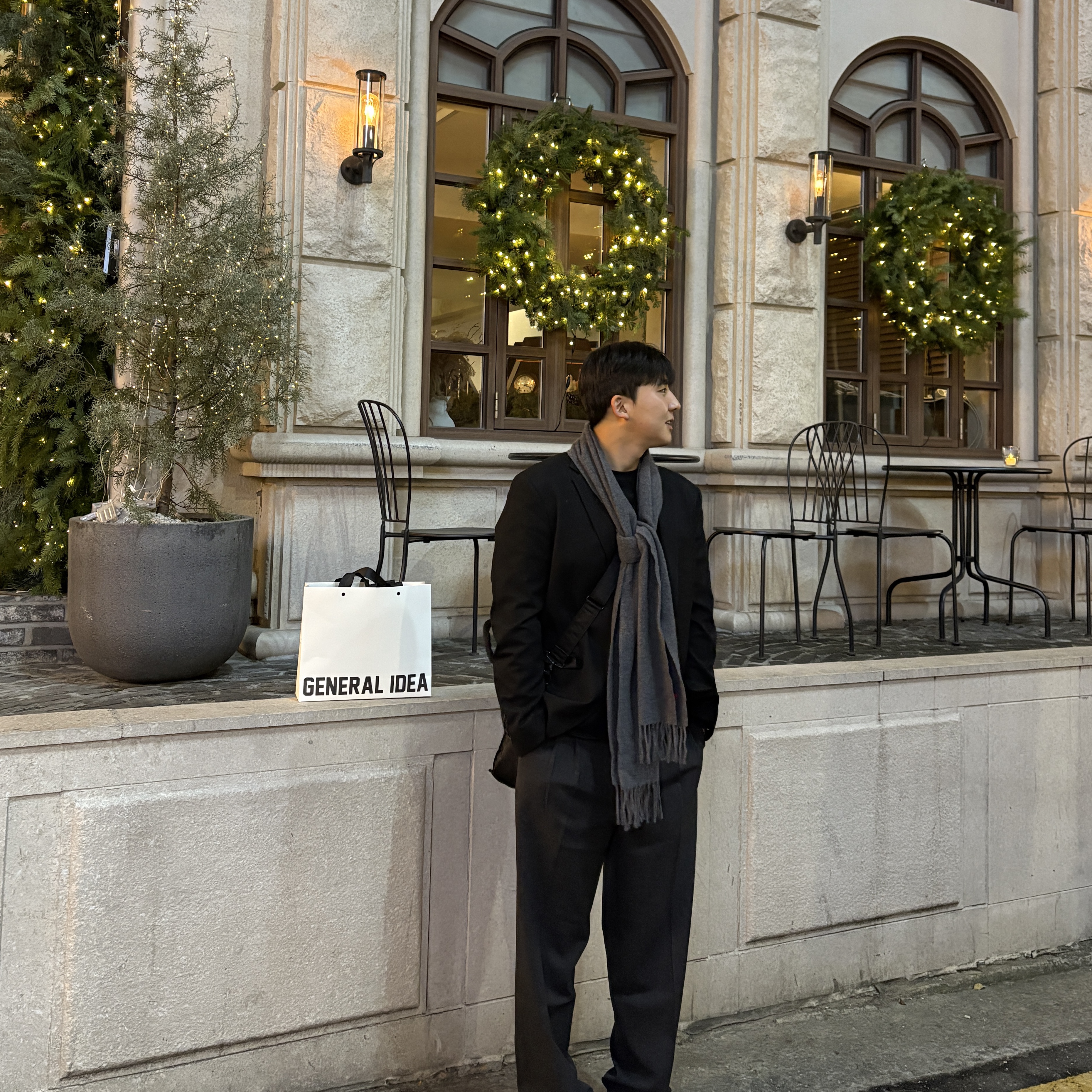 AMI de Coeur Muffler Dark Grey, Porter Tanker 2Way Briefcase Black 착용 스타일