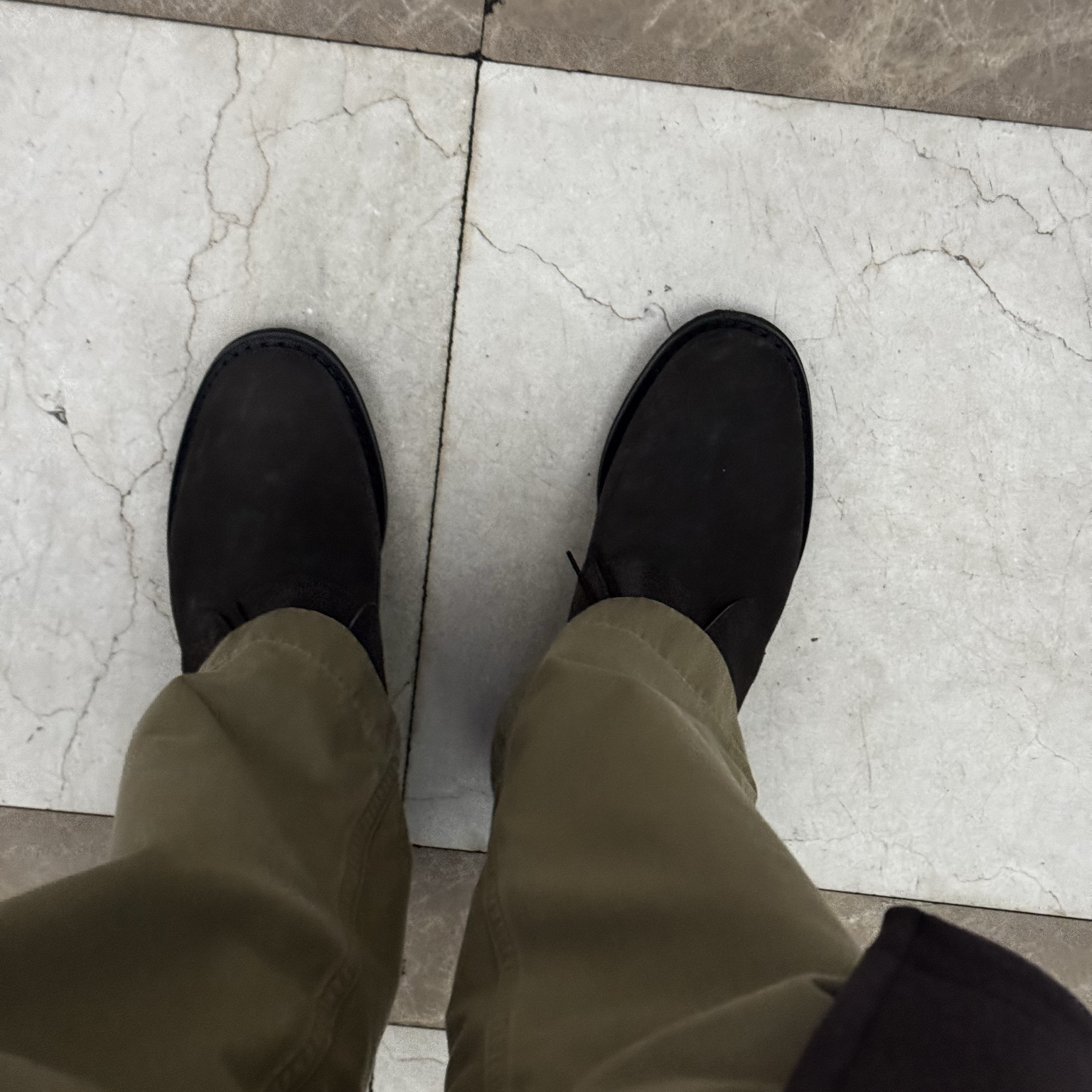 Church's Leather Lace-Up Shoes Brown 착용 스타일