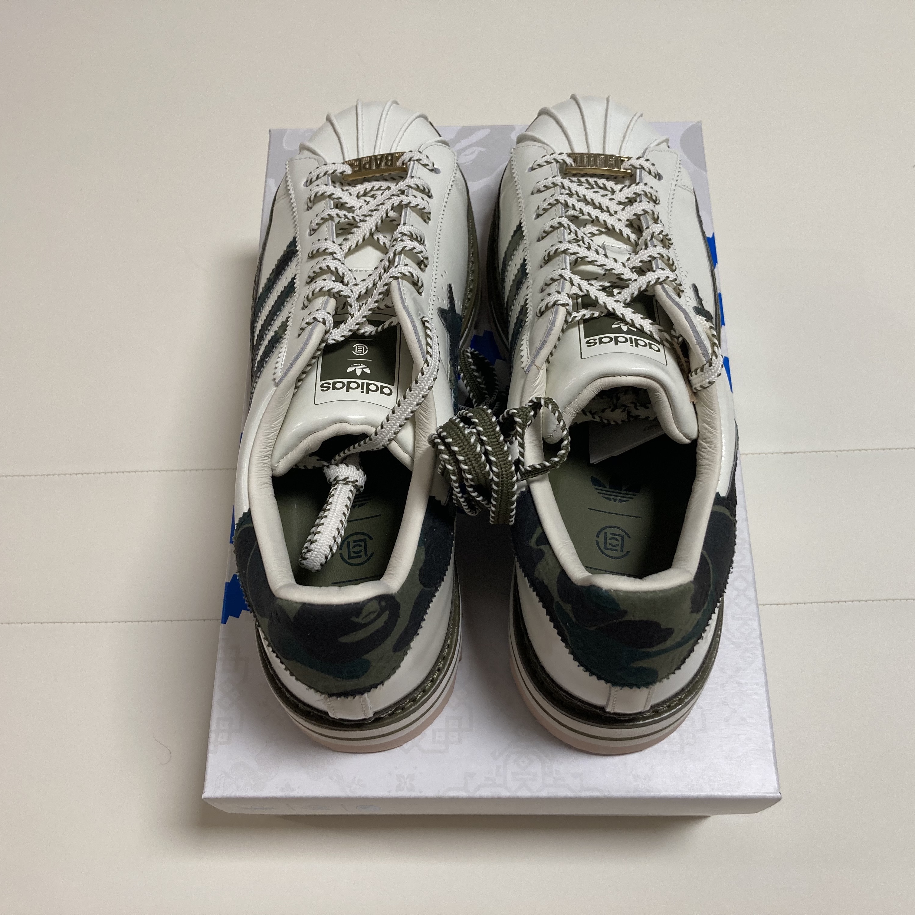 Adidas x BAPE x Edison Chen Clot Superstar Off White Branch 착용 스타일 - 3