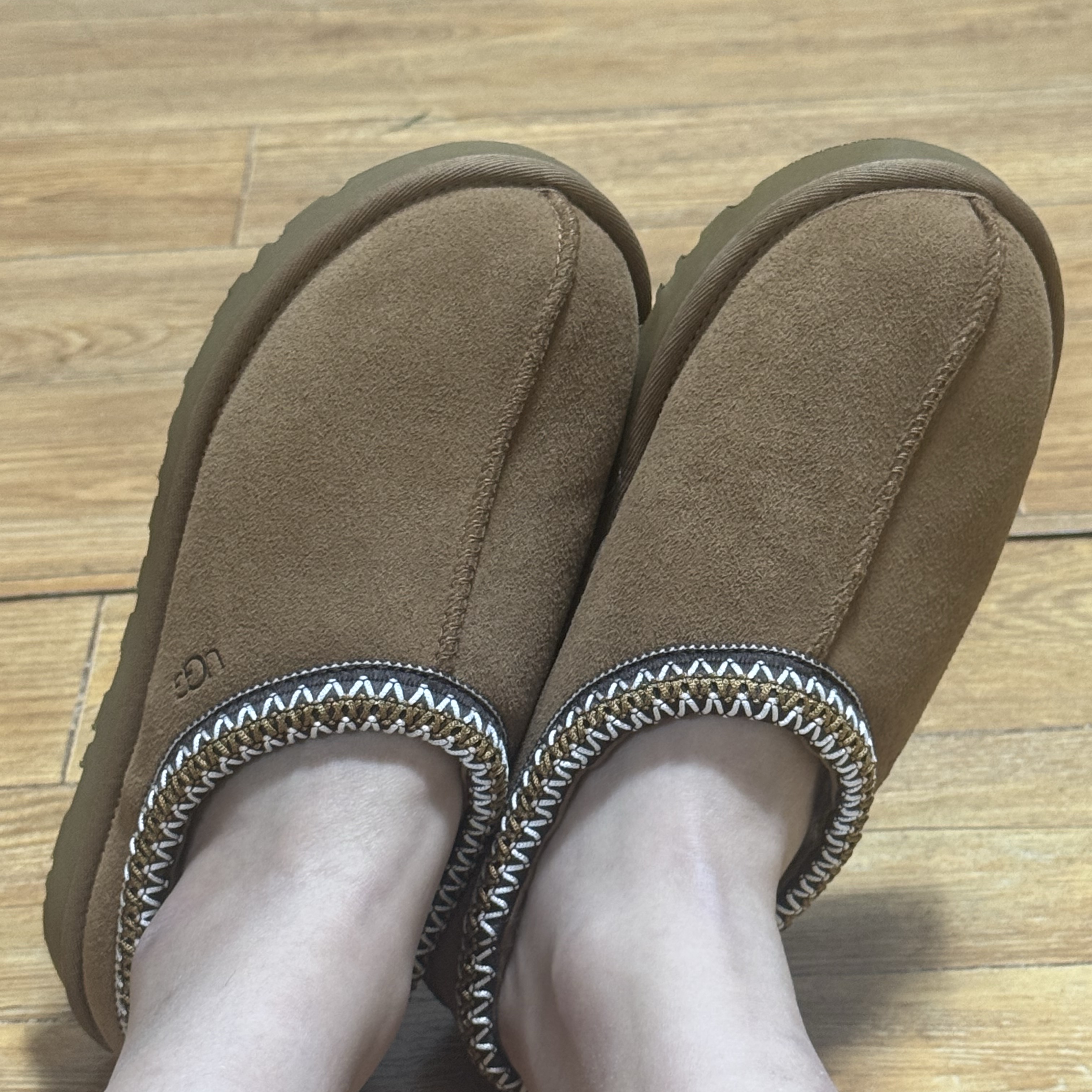 (W) UGG Tasman II Chestnut 착용 스타일 - 3