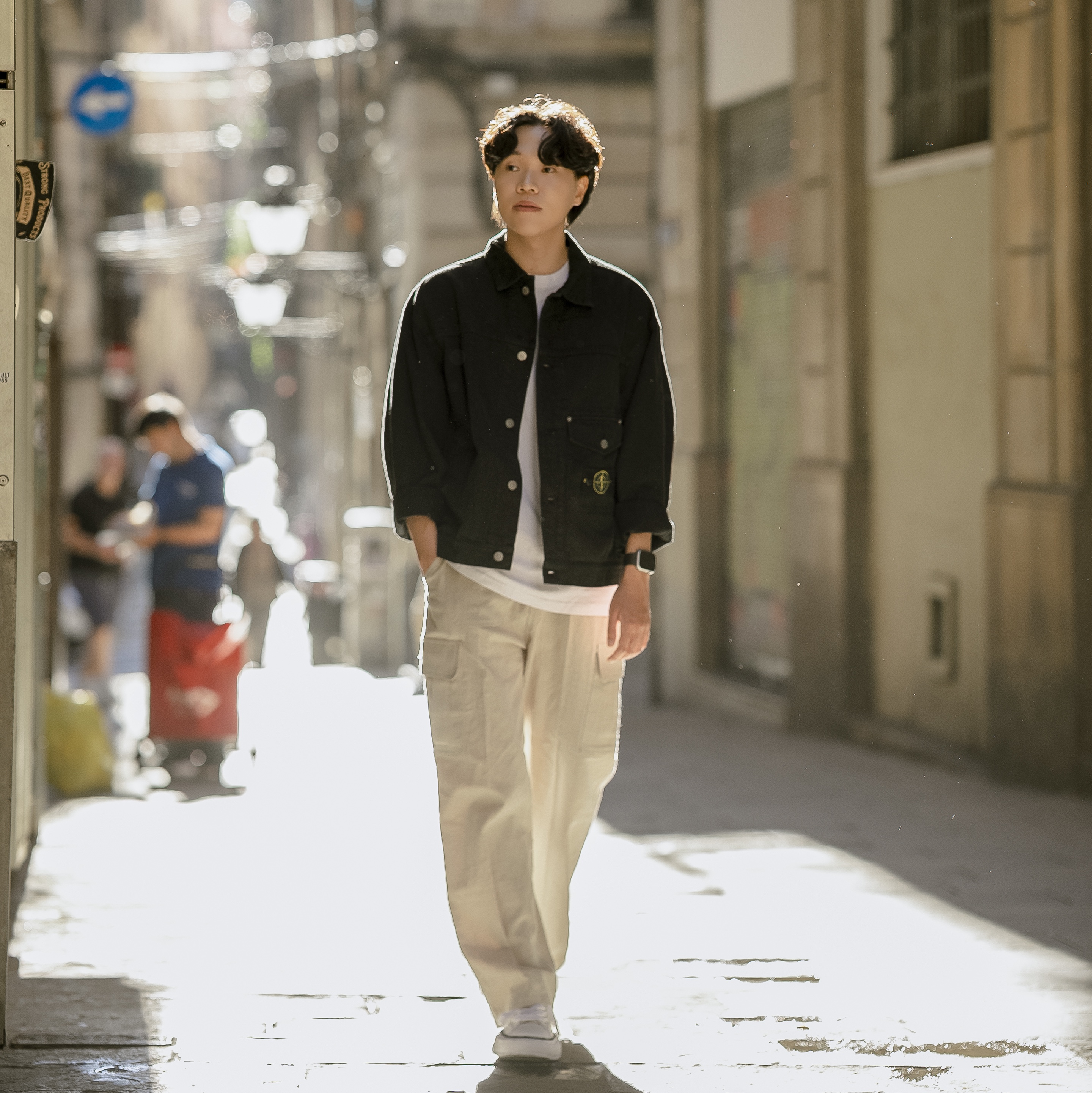 Supreme x Stone Island Denim Trucker Jacket Black - 23FW, Maison Mihara Yasuhiro Peterson OG Sole Canvas Low Sneakers White 착용 스타일 - 5