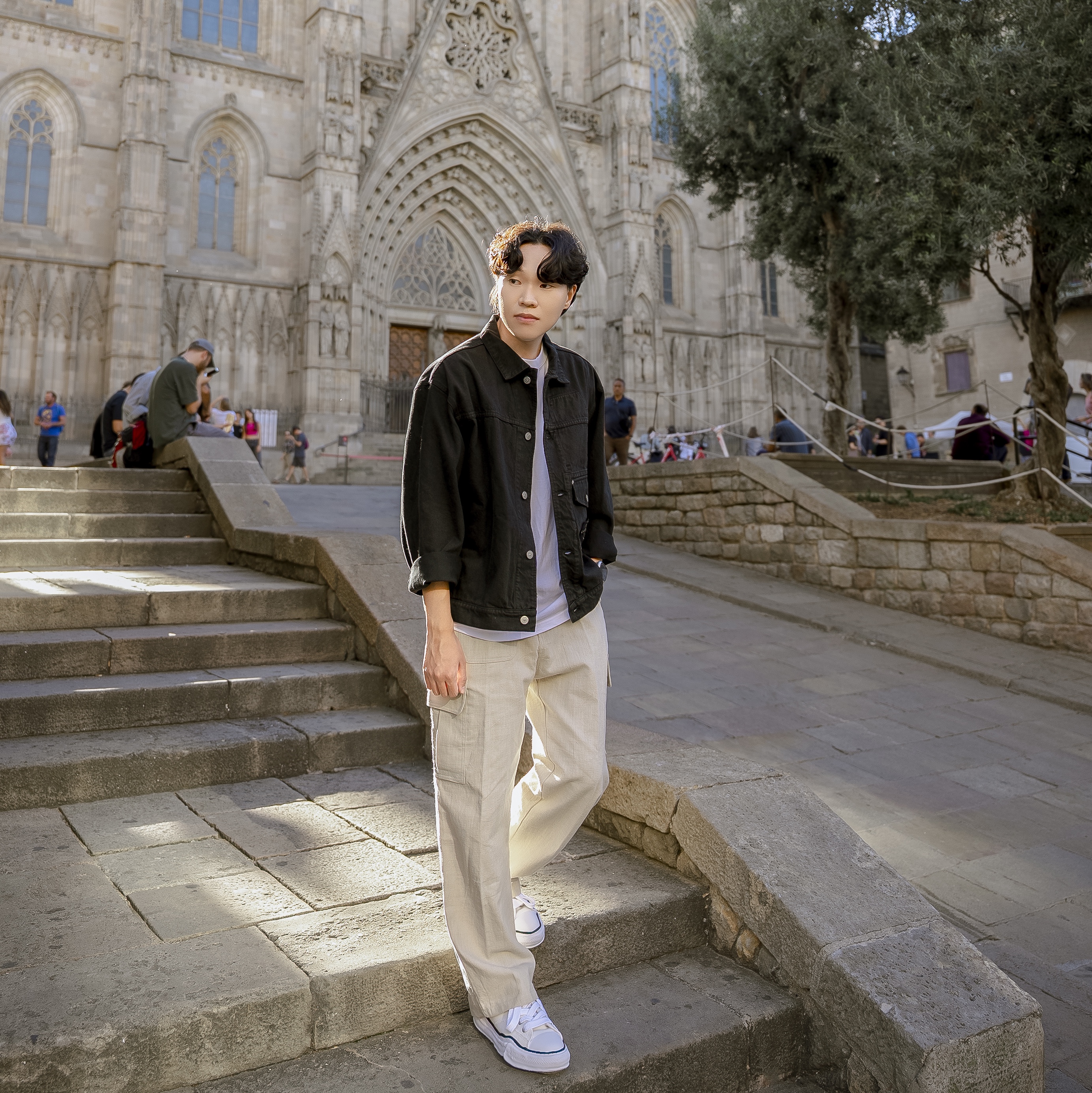 Supreme x Stone Island Denim Trucker Jacket Black - 23FW, Maison Mihara Yasuhiro Peterson OG Sole Canvas Low Sneakers White 착용 스타일 - 9