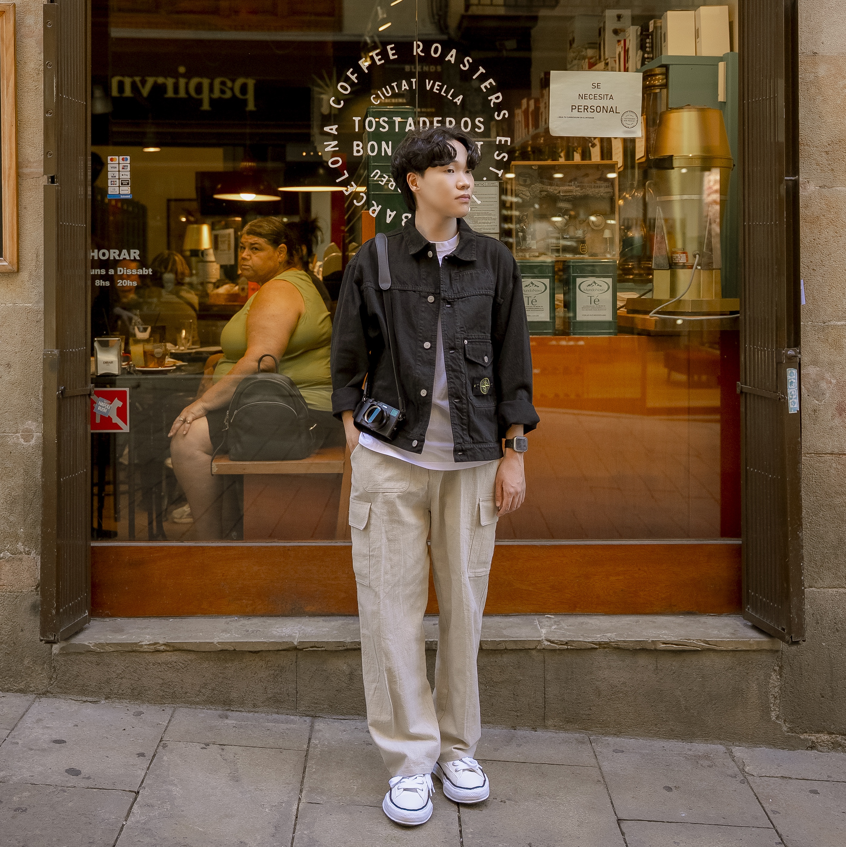 Supreme x Stone Island Denim Trucker Jacket Black - 23FW, Maison Mihara Yasuhiro Peterson OG Sole Canvas Low Sneakers White 착용 스타일 - 4