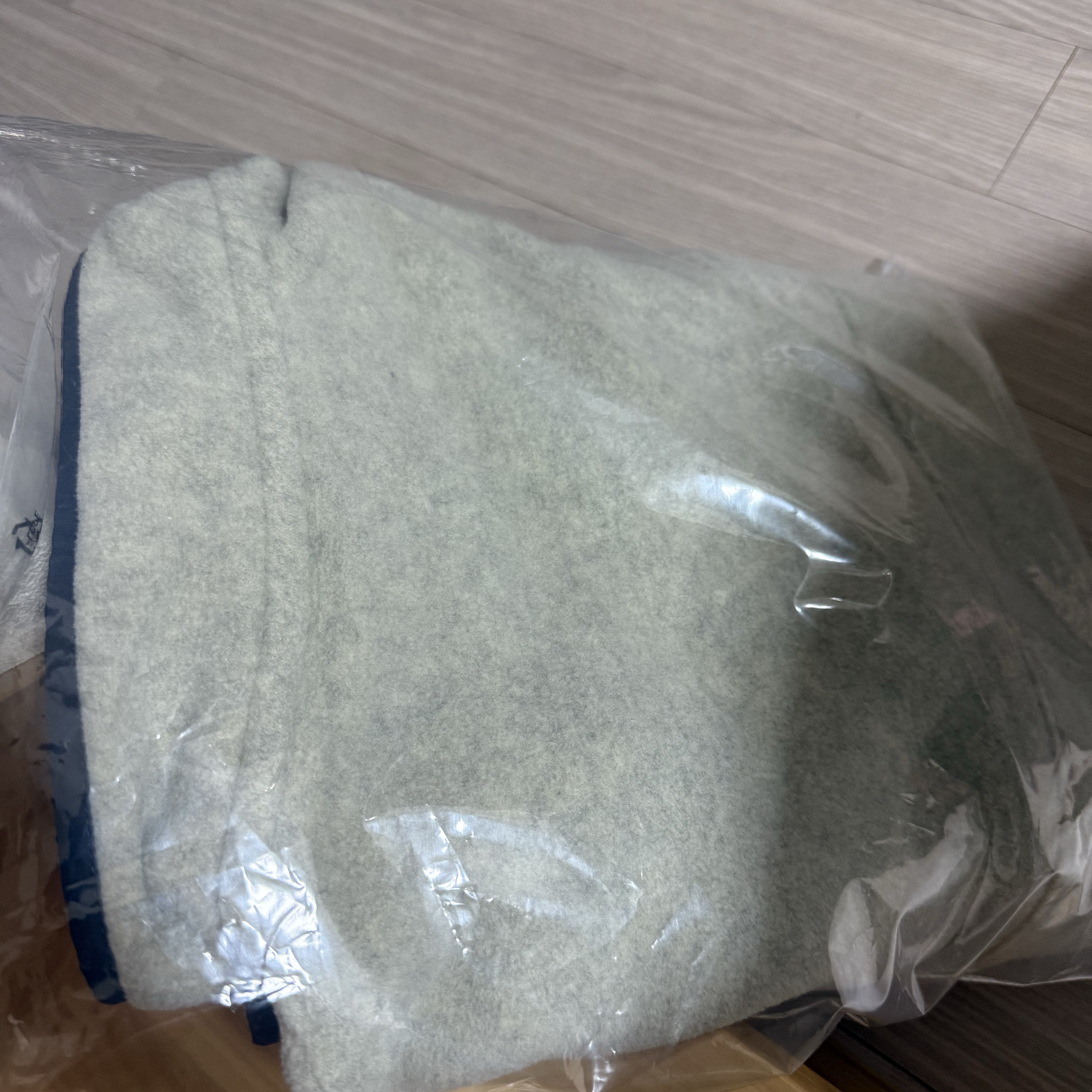 Patagonia Lightweight Synchilla Snap-T Fleece Pullover Oatmeal Heather/Smolder Blue/New Navy 착용 스타일