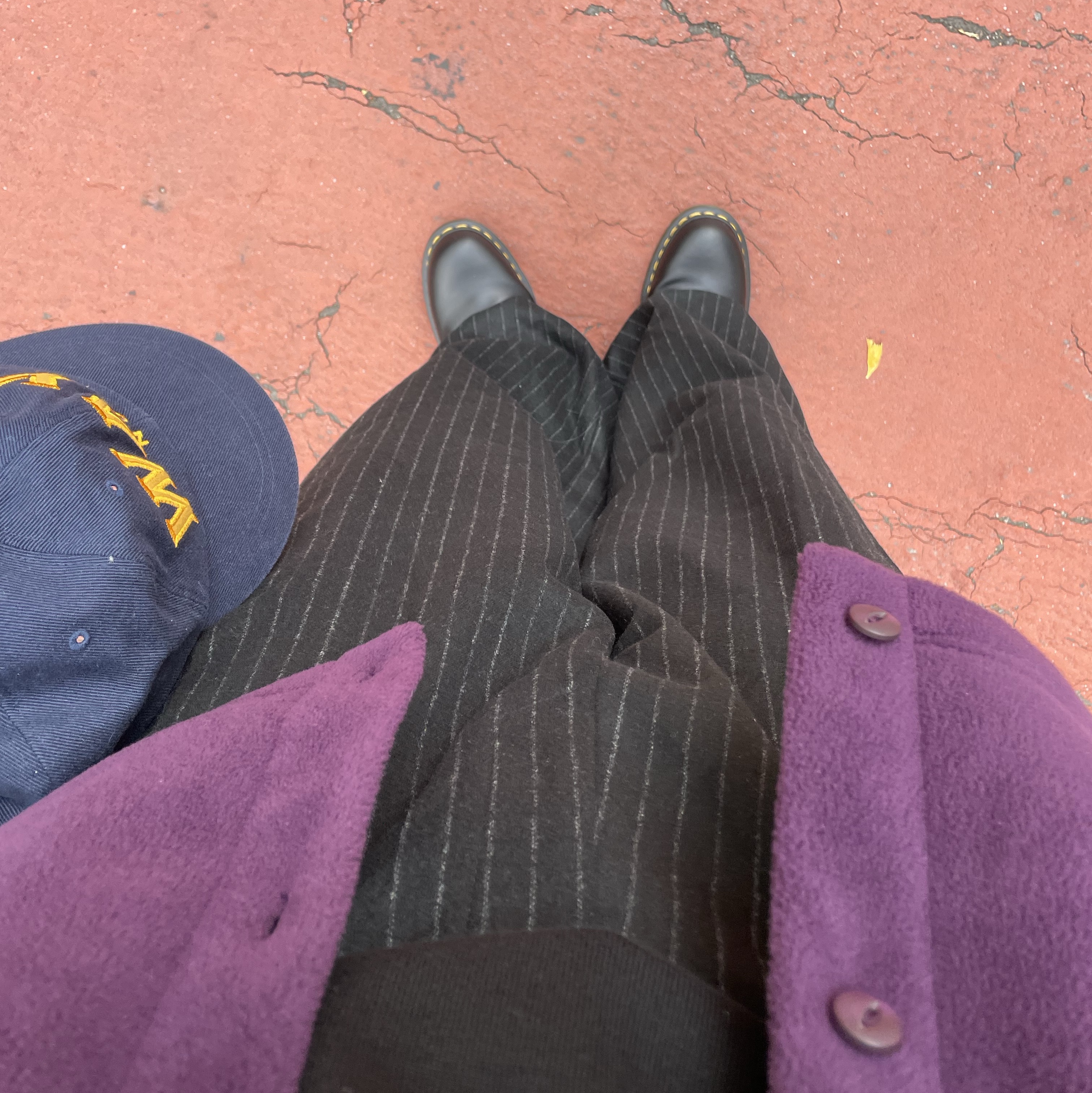 Dr. Martens 1460 Smooth Boots Black, Uniqlo x Needles Fleece Oversized Cardigan Purple - KR 착용 스타일 - 2