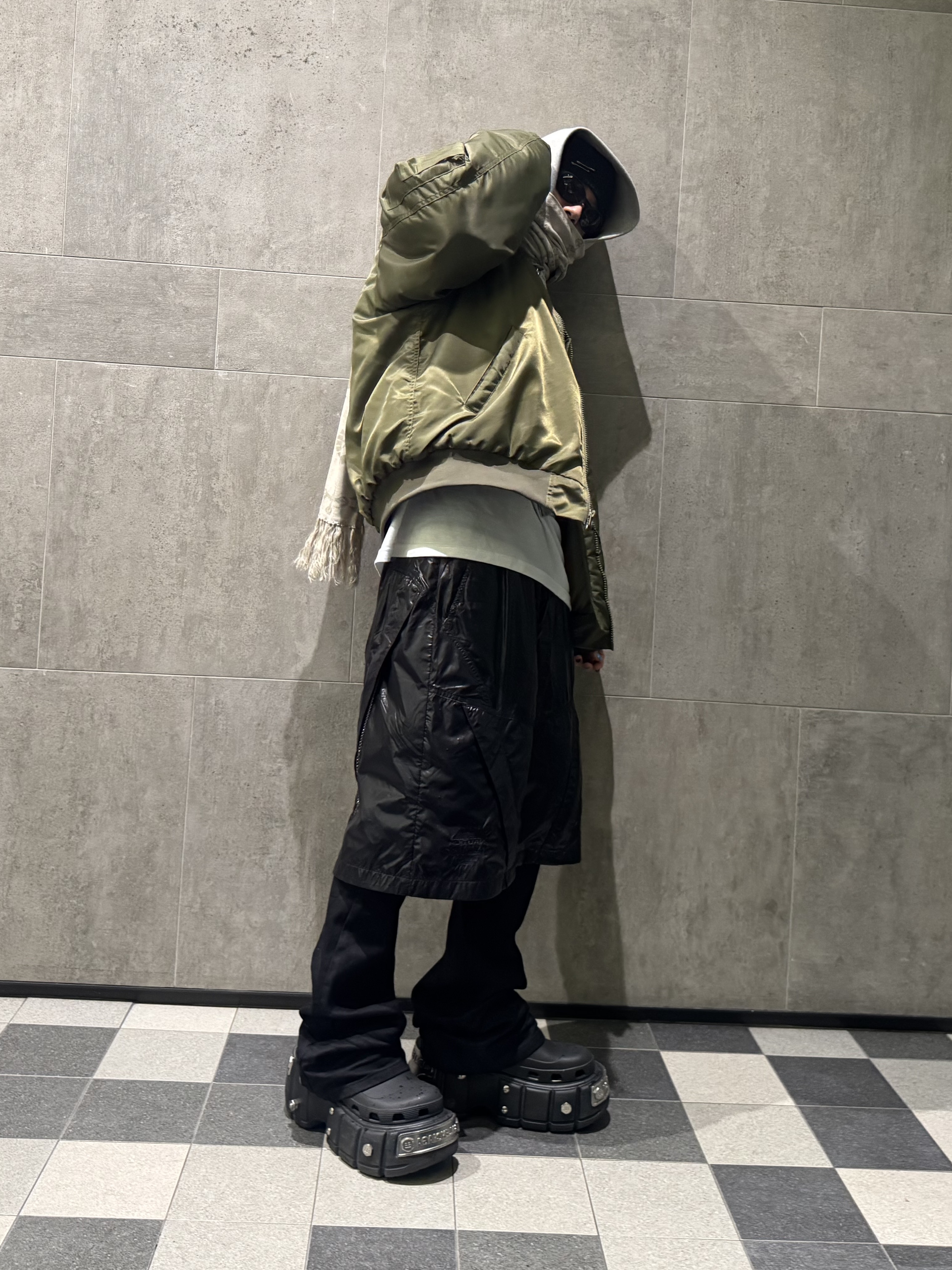 Undermycar Mu.30 Anti Fxxking Logo Play Stretch Flare Black Jeans, NAUTICA x Undermycar - NTC X UMC UTILITY SHORTS - BLACK 착용 스타일 - 1