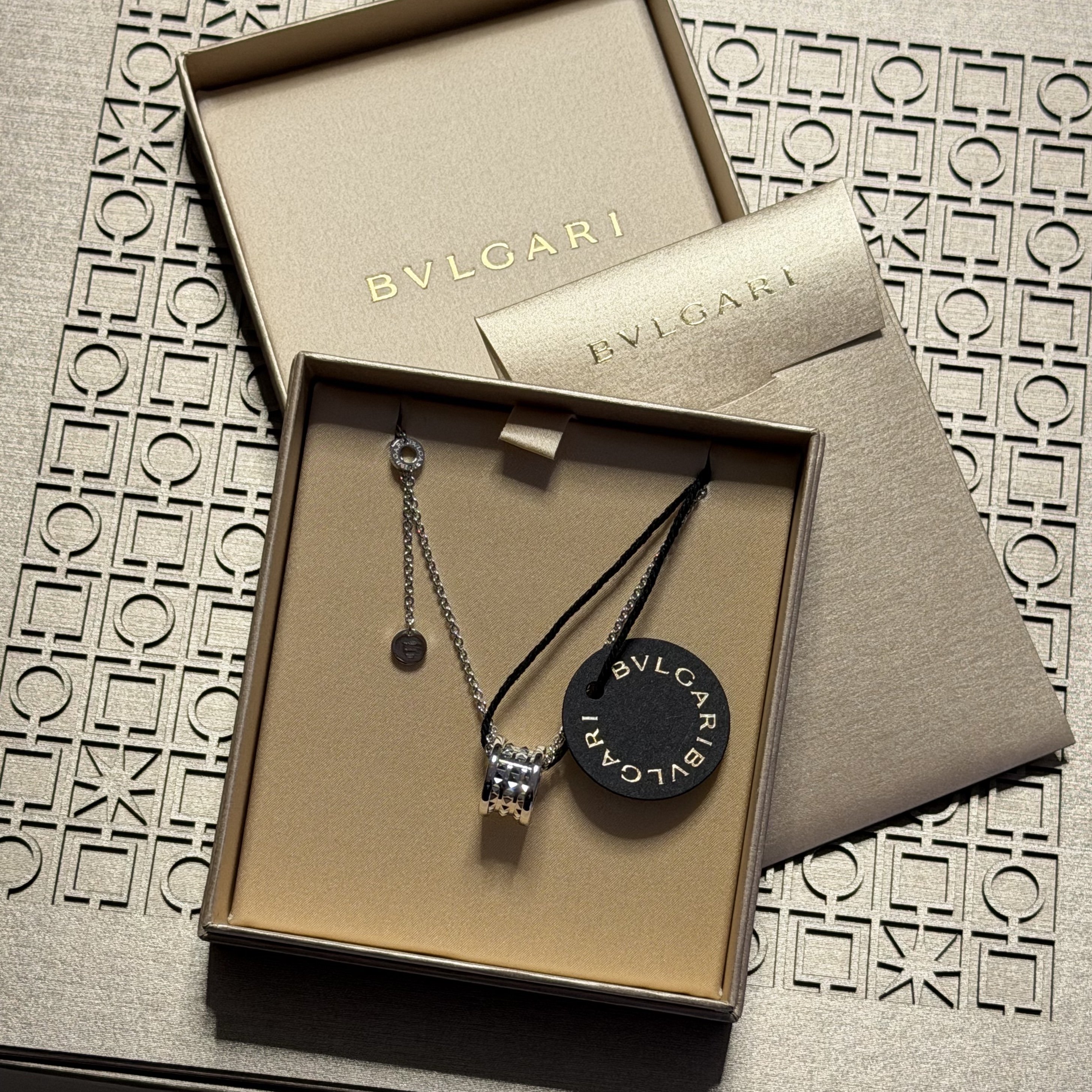 Bulgari Save The Children Necklace Sterling Silver 착용 스타일 - 2