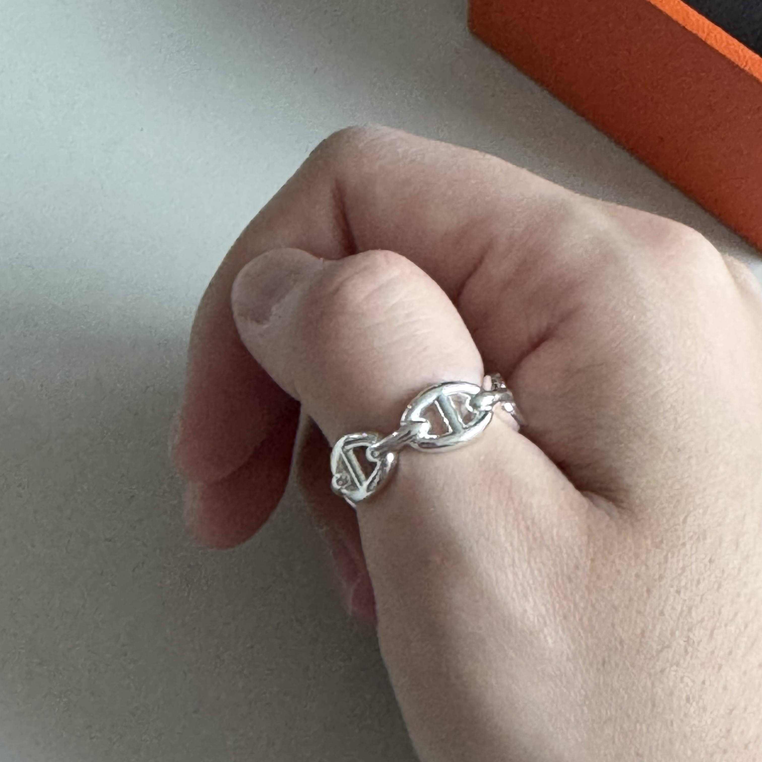 (W) Hermes Small Chaine D'Ancre Enchainee Ring Sterling Silver 착용 스타일 - 1