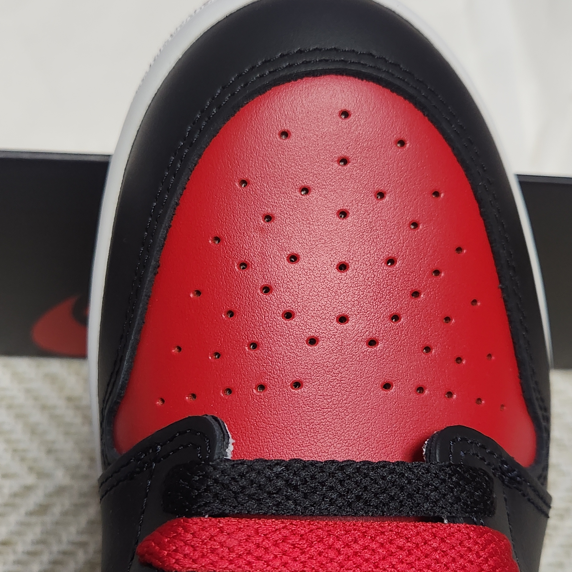 Jordan 1 High 85 Bred 착용 스타일 - 1