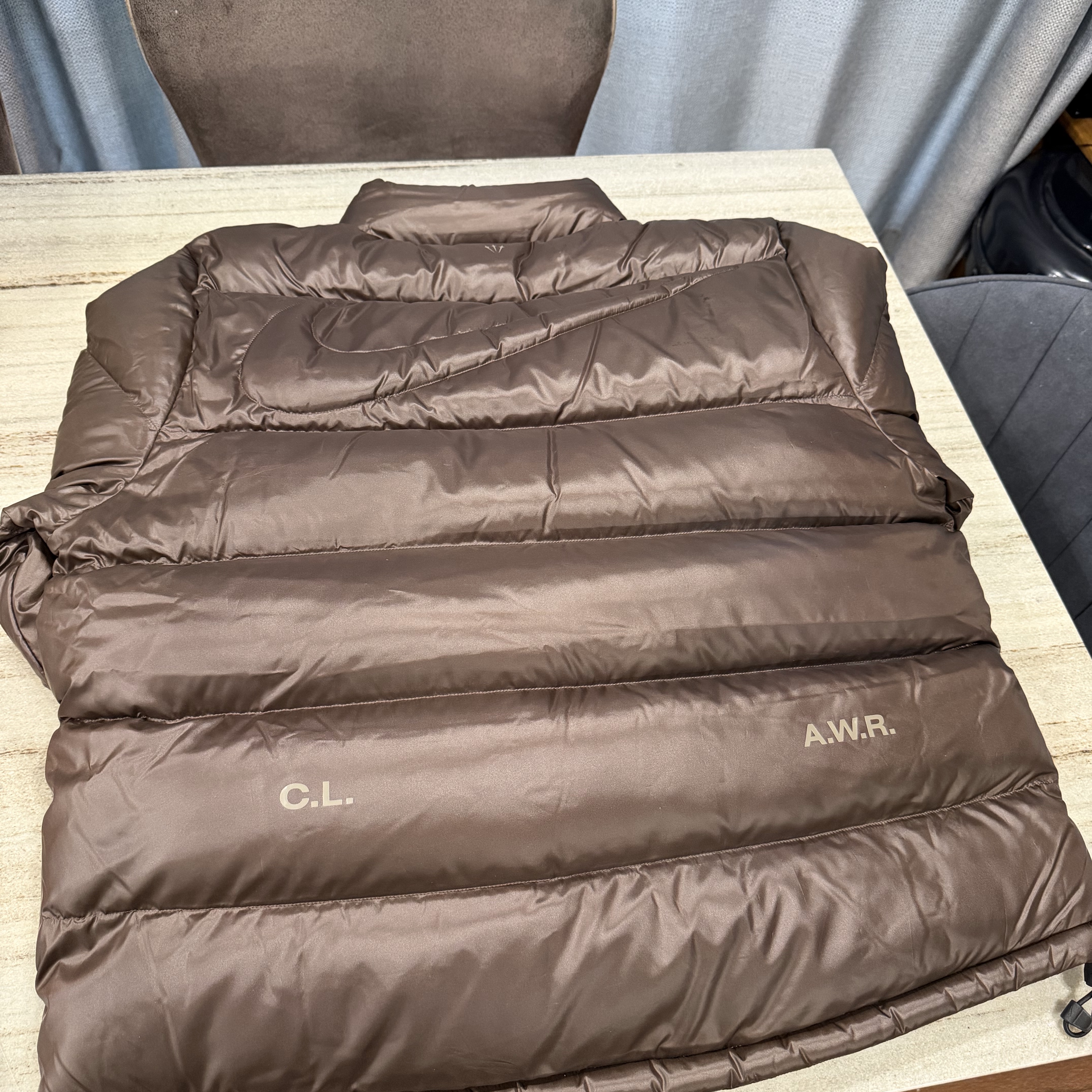 Nike x Drake Nocta Sunset Puffer Jacket Baroque Brown Olive Grey - Asia 착용 스타일