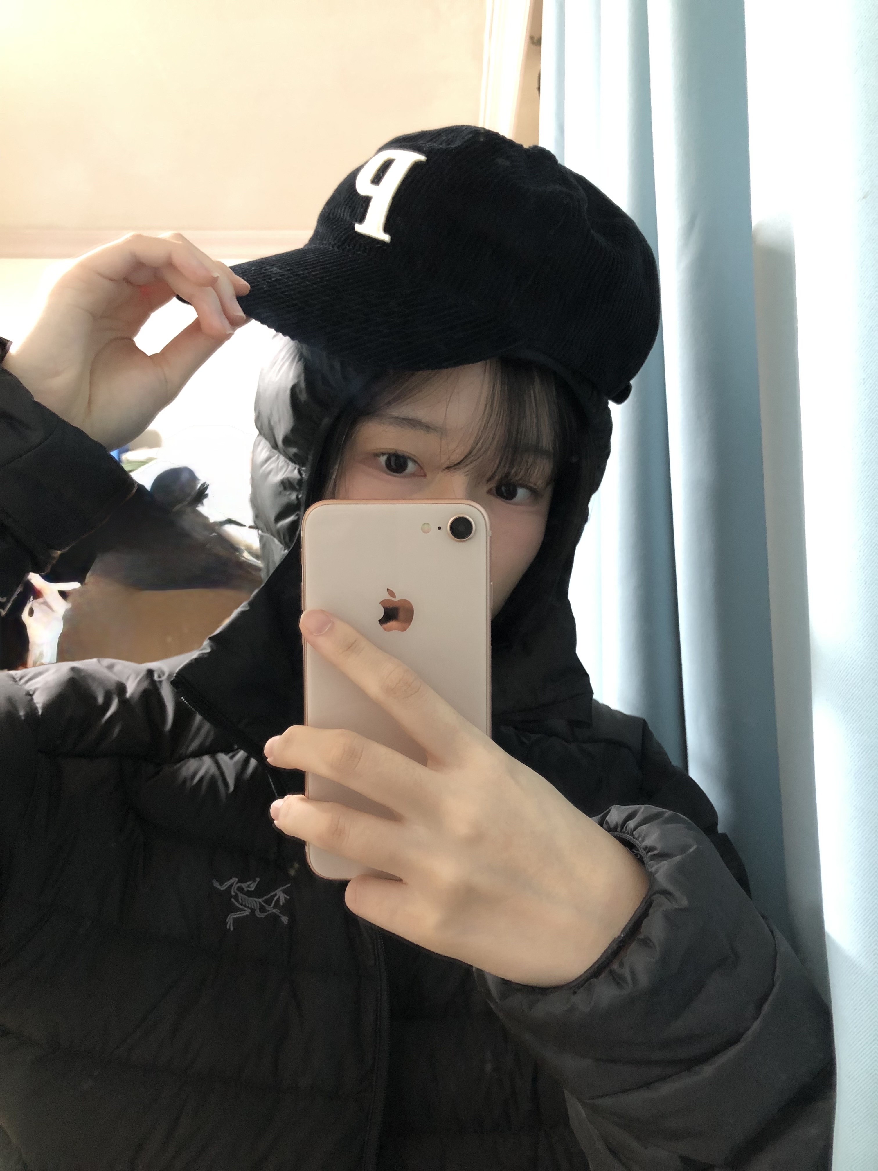 Arc'teryx Cerium Hoody Black 착용 스타일 - 2