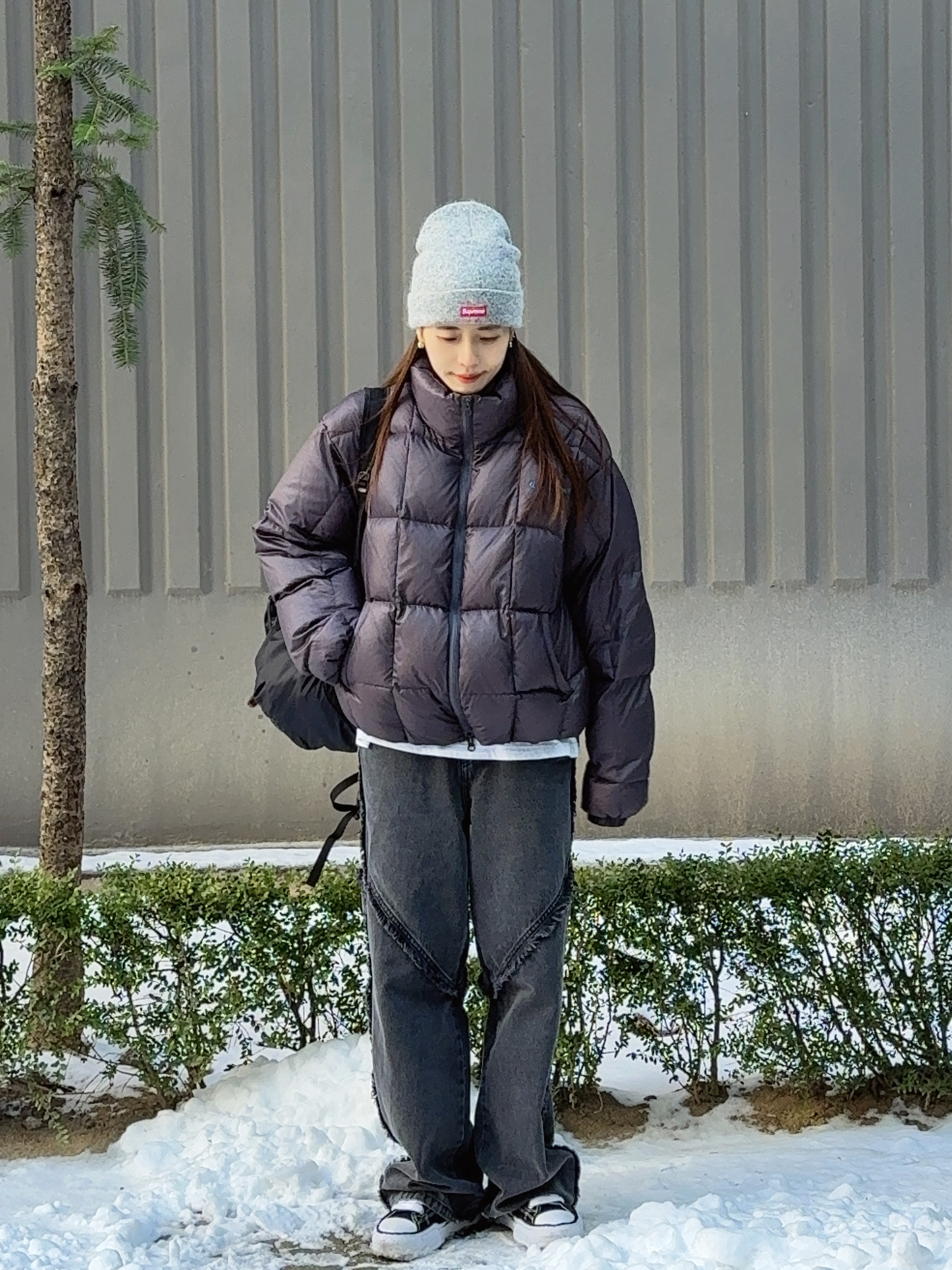 Supreme Mohair Beanie Heather Grey - 24FW, Maison Mihara Yasuhiro Peterson OG Sole Canvas Low Sneakers Black 착용 스타일 - 1