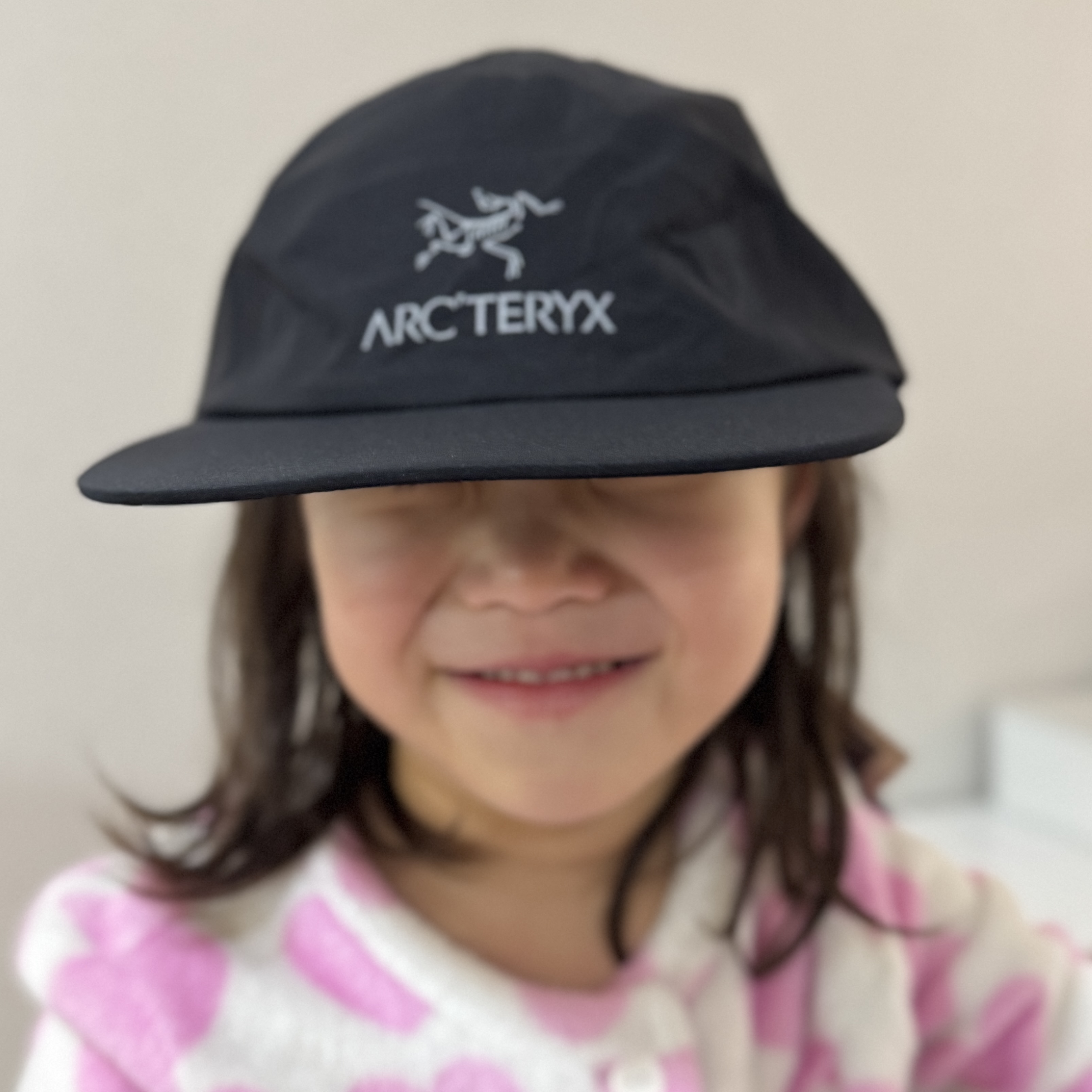 Arc'teryx Gore 5 Panel Cap Black 착용 스타일