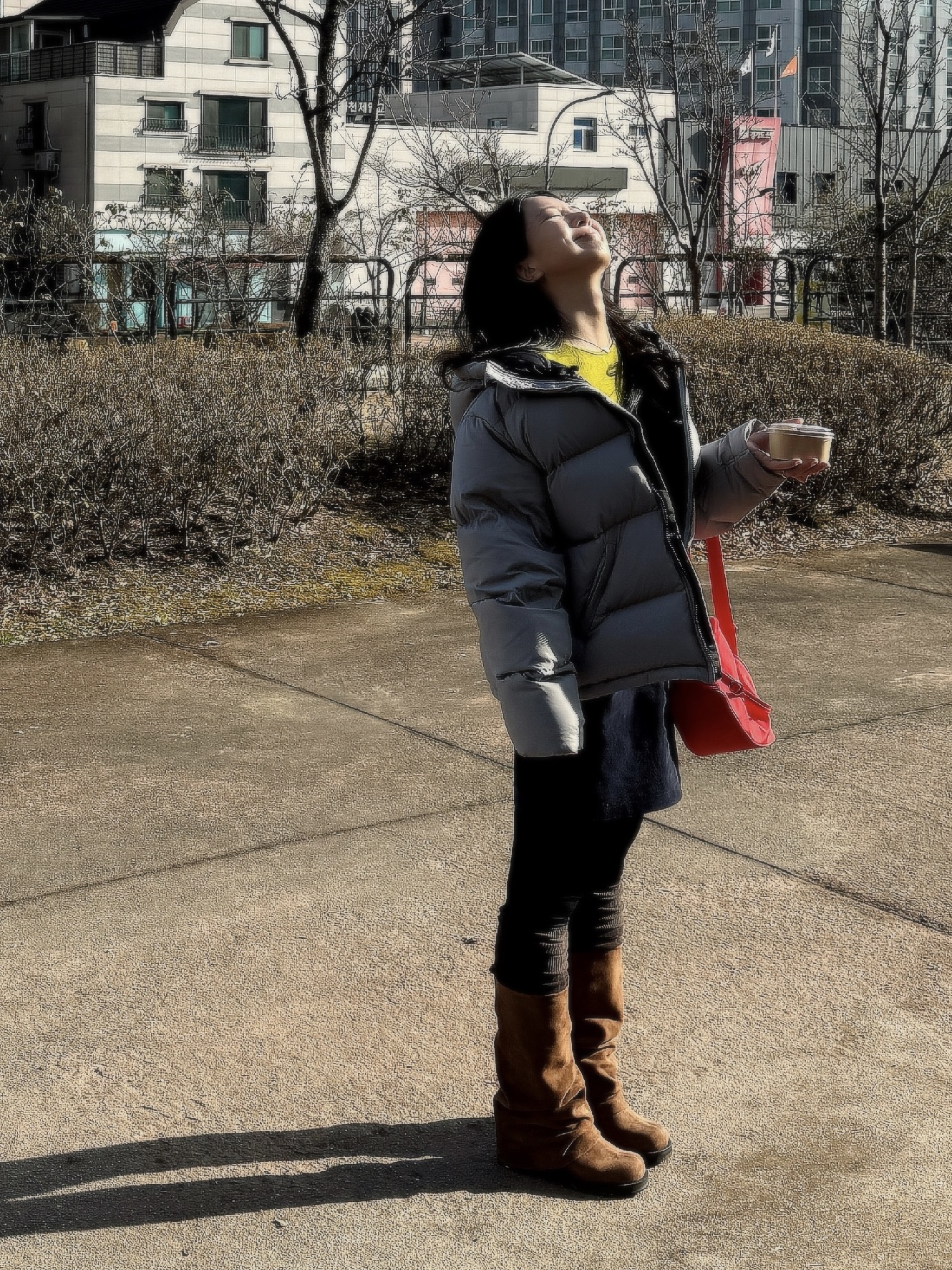 QT8 GARMENTS Duck Down Heavyweight Hoodie Jacket Greyed Skyblue 착용 스타일 - 4