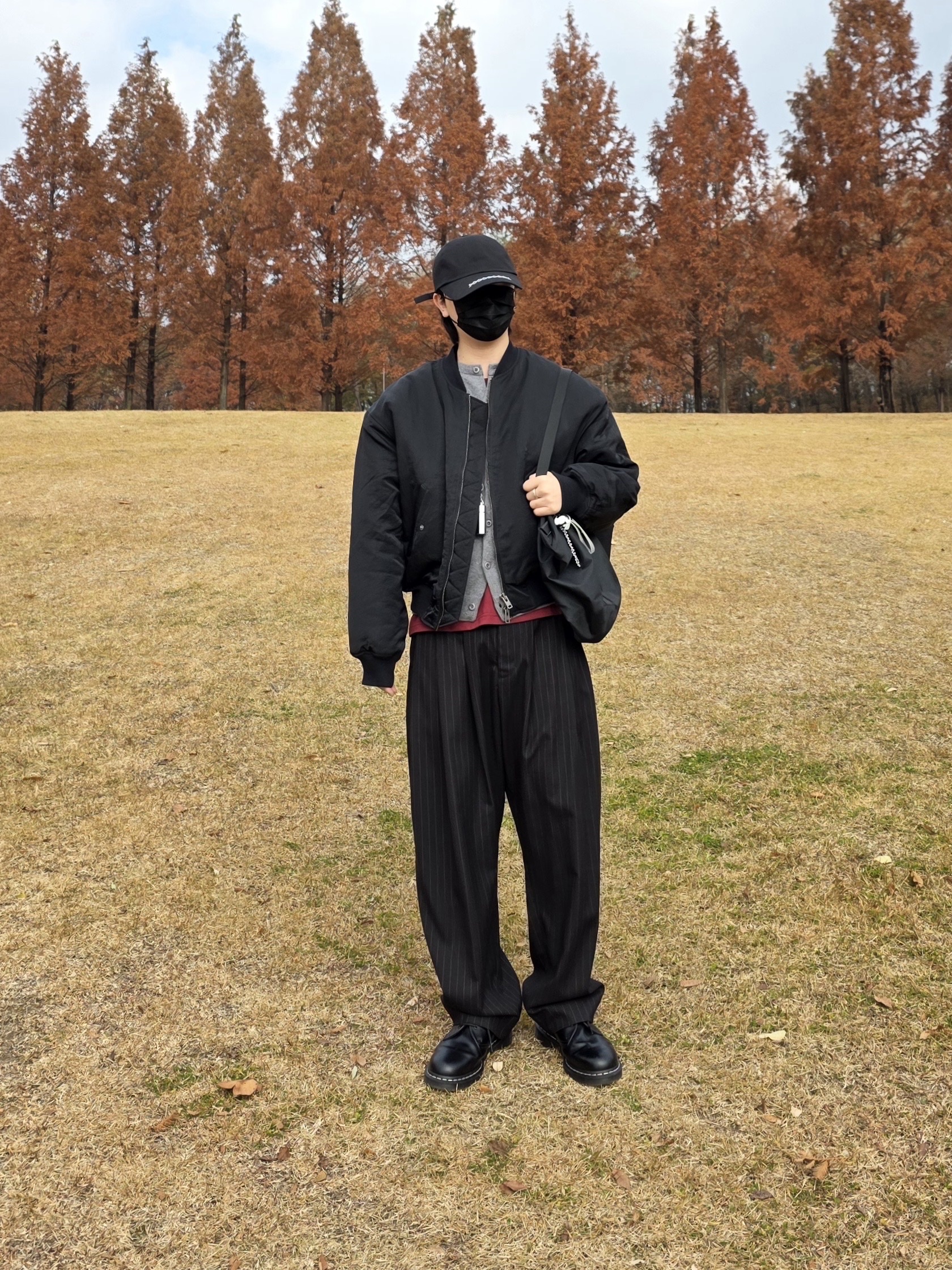 noun Wide Tapered Pants Stripe Black, Dr. Martens 1461 Smooth Black 착용 스타일 - 2