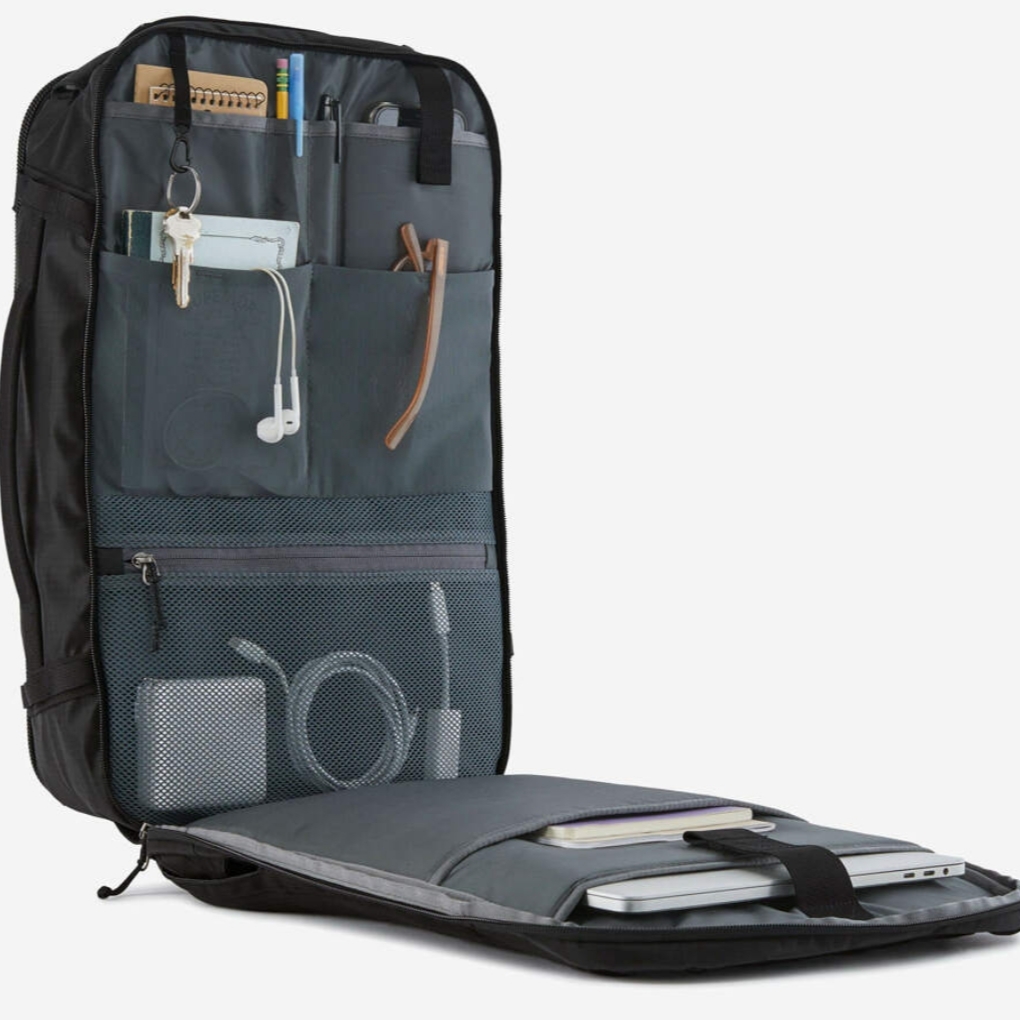 Patagonia Black Hole Mini MLC 30L Black, Patagonia Black Hole Mini MLC 30L Noble Grey 착용 스타일 - 6