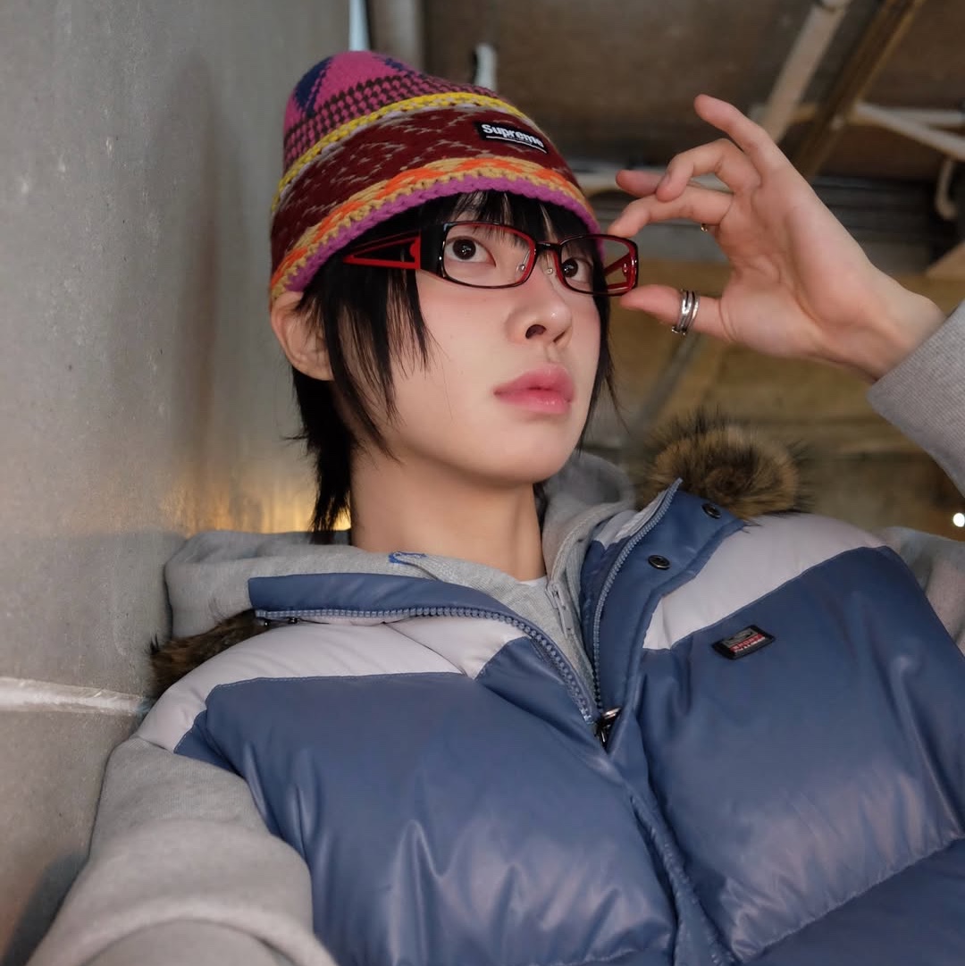 SPORT CHAMBER Track DuckDown Vest Blue 착용 스타일 - 10
