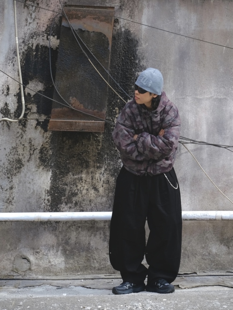 Keen x Engineered Garments WK500 Black 착용 스타일 - 1