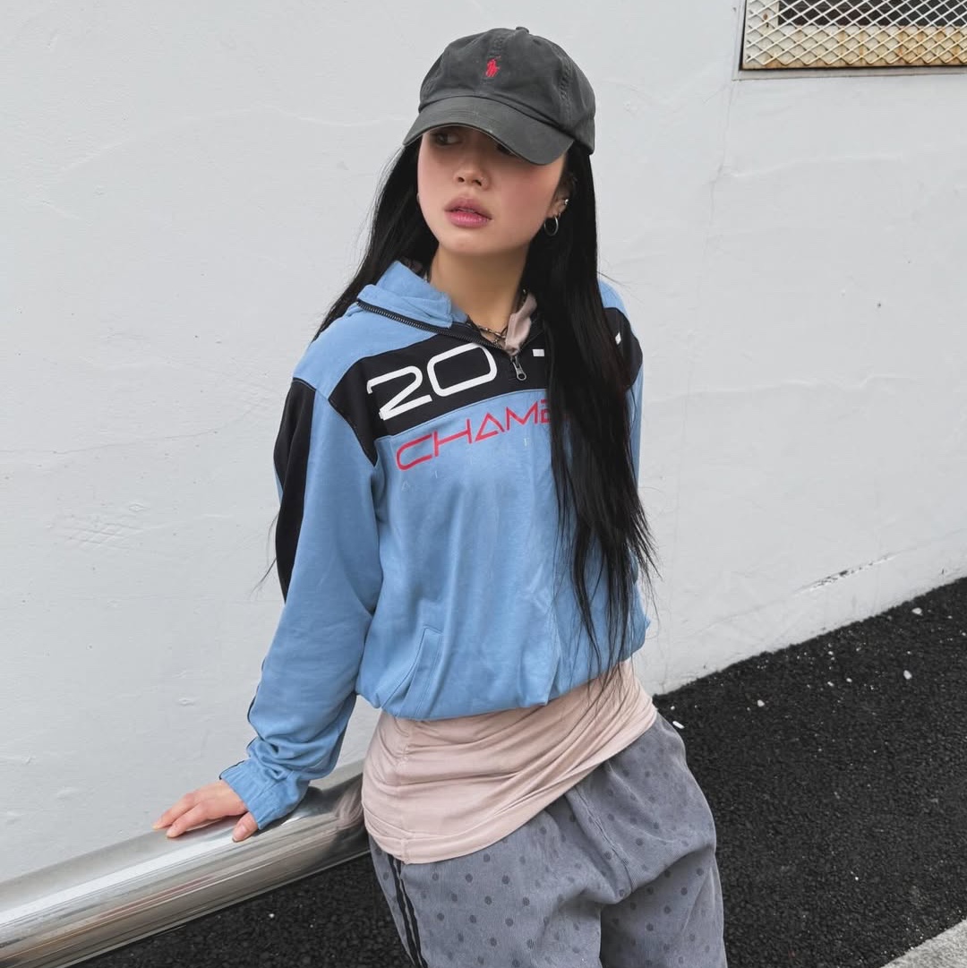 SPORT CHAMBER Guard Hood T-Shirt Sky Blue 착용 스타일 - 2