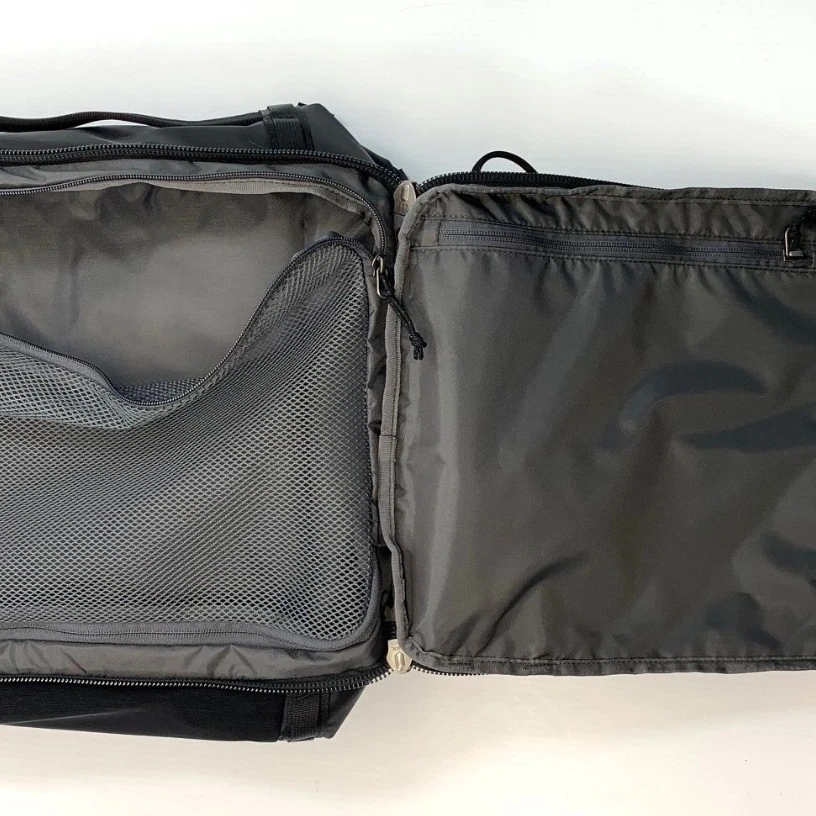 Patagonia Black Hole Mini MLC 30L Black, Patagonia Black Hole Mini MLC 30L Noble Grey 착용 스타일 - 4