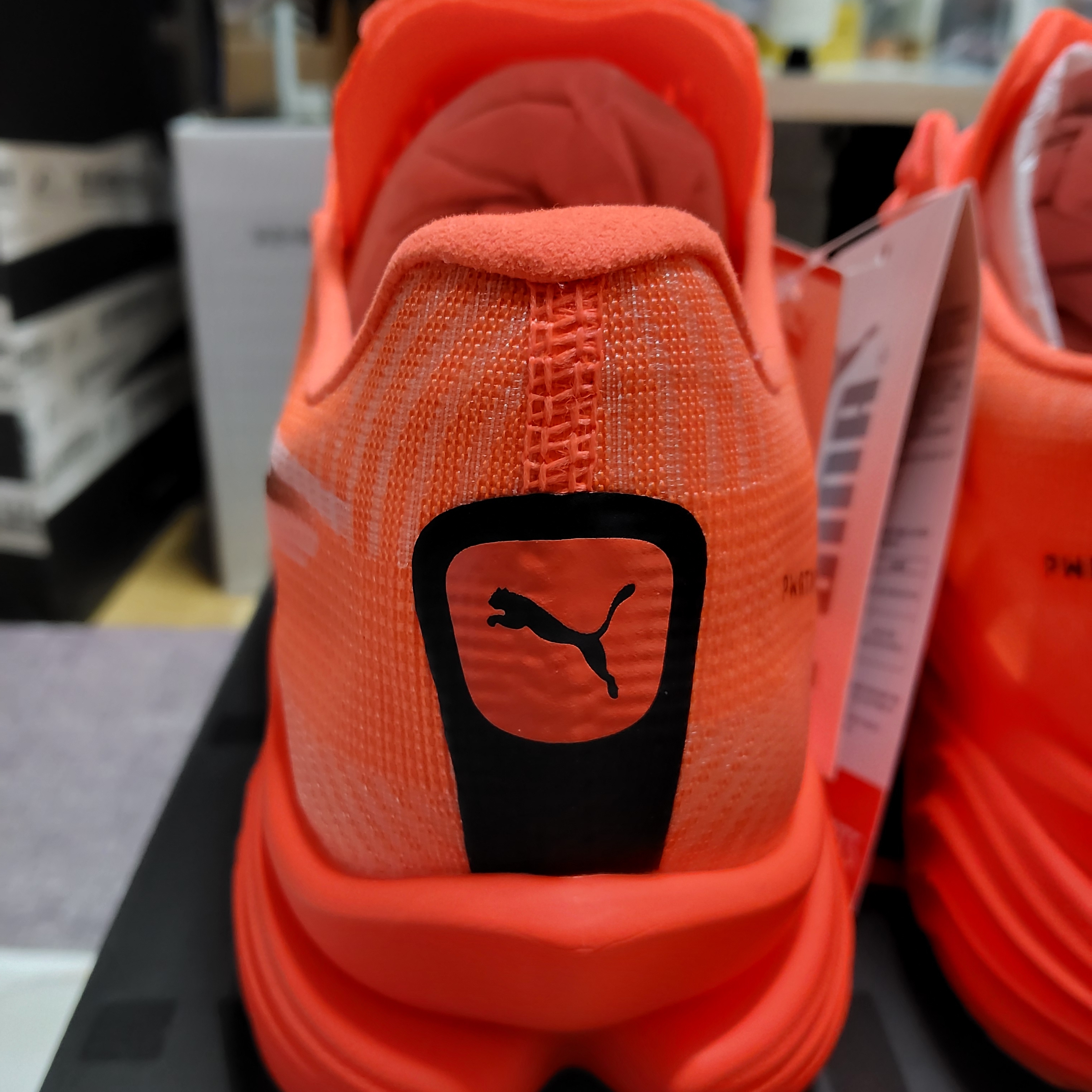 Puma Deviate Nitro Elite 3 Glowing Red Black 착용 스타일 - 8