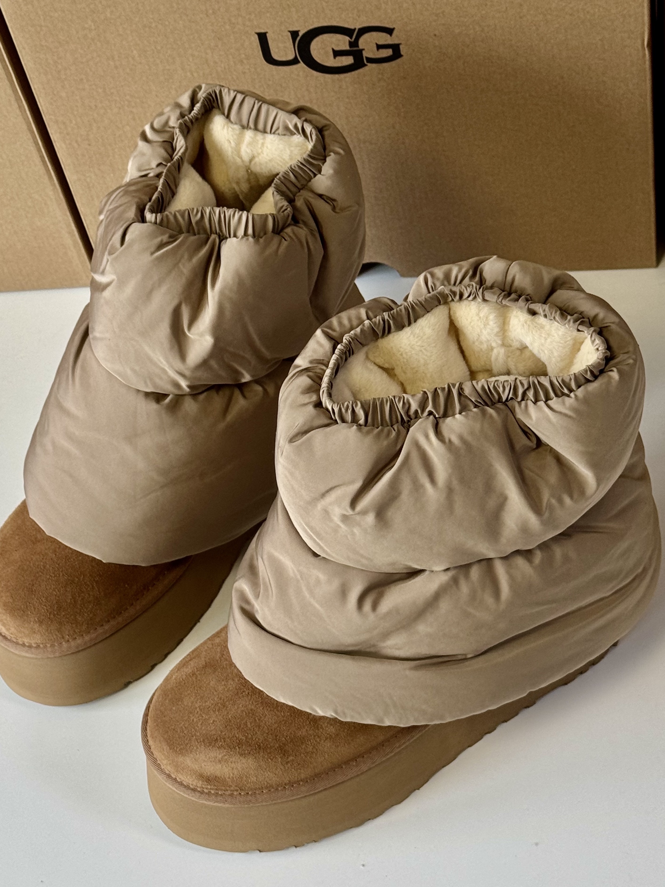 (W) UGG Classic Mini Dipper Puffer Amphora Chestnut, (W) UGG Classic Mini Dipper Puffer Black 착용 스타일 - 5