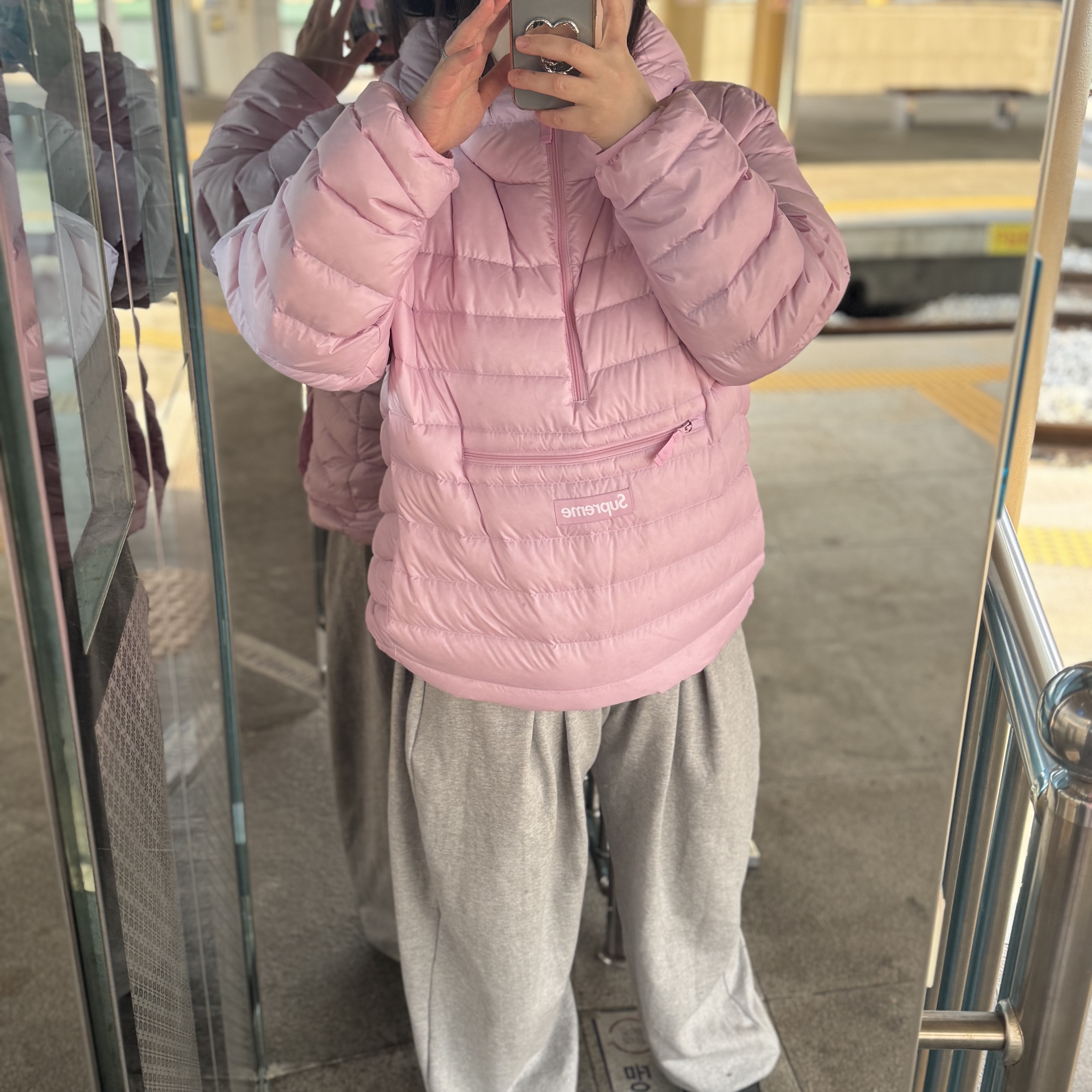 Supreme Micro Down Half Zip Hooded Pullover Light Pink - 25FW 착용 스타일